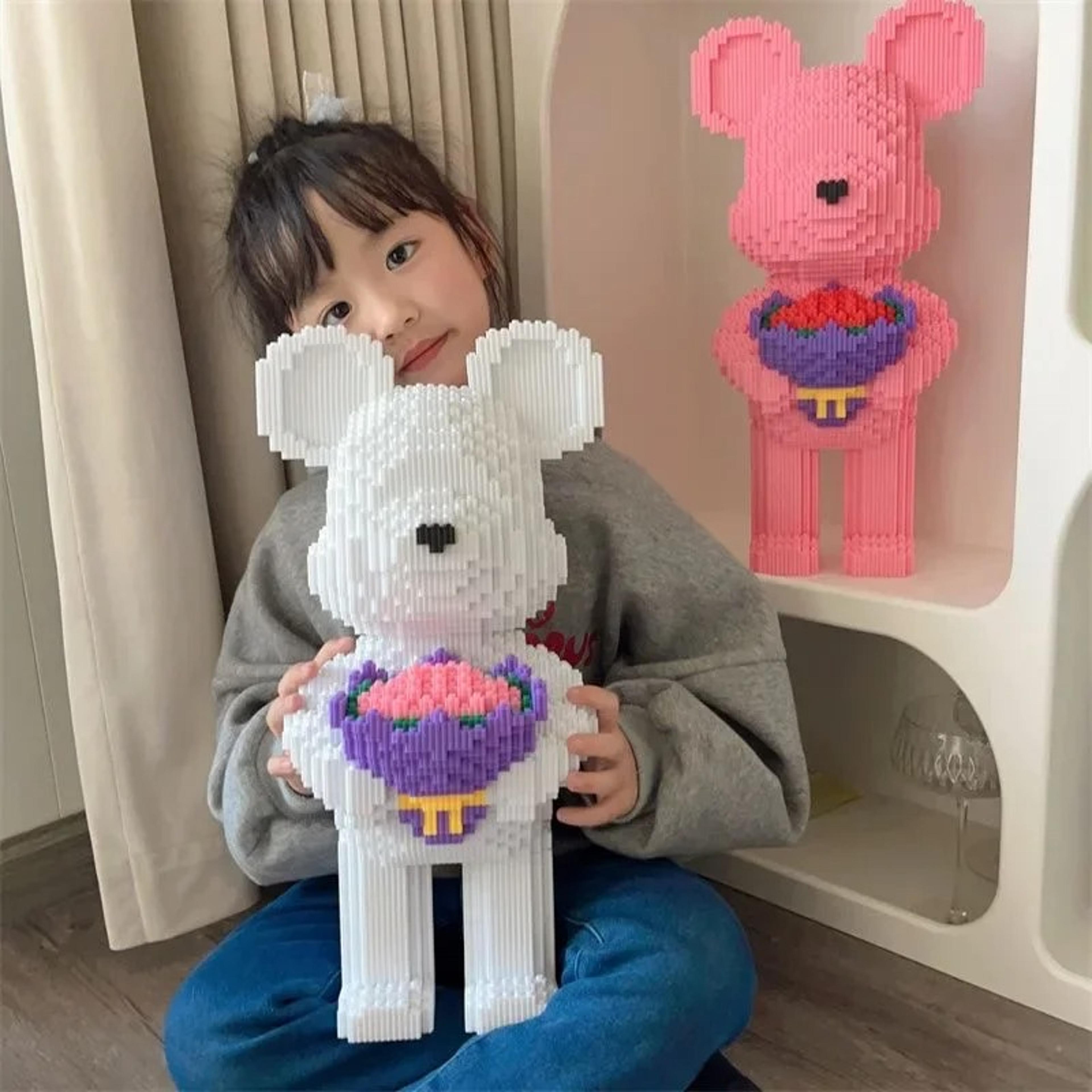 flower bear building blocks 3d bear brick model diy collectible gift for kids & adults