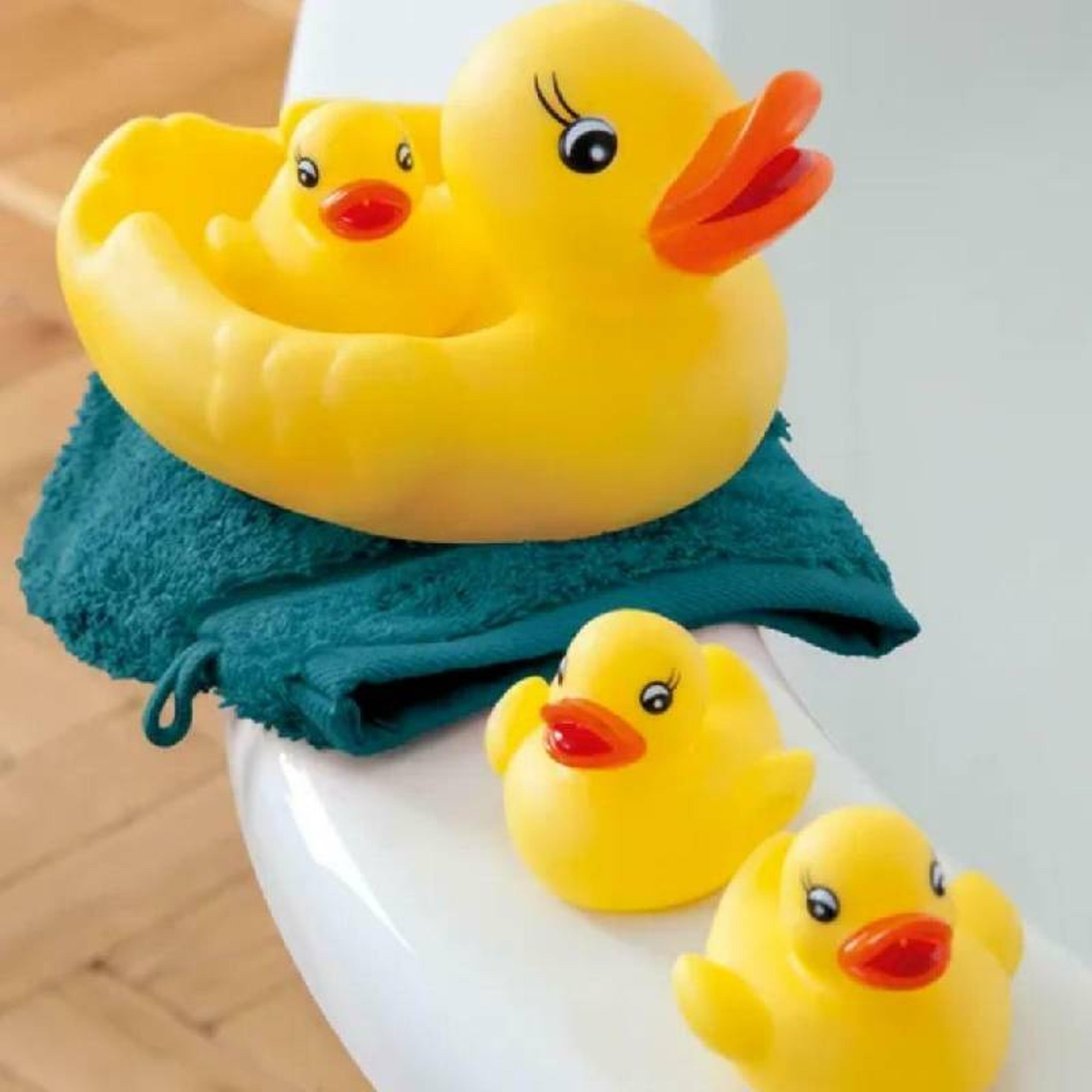 rubber duck bath toy family set 4pcs squeaky duck toy floating baby bath toys for toddlers