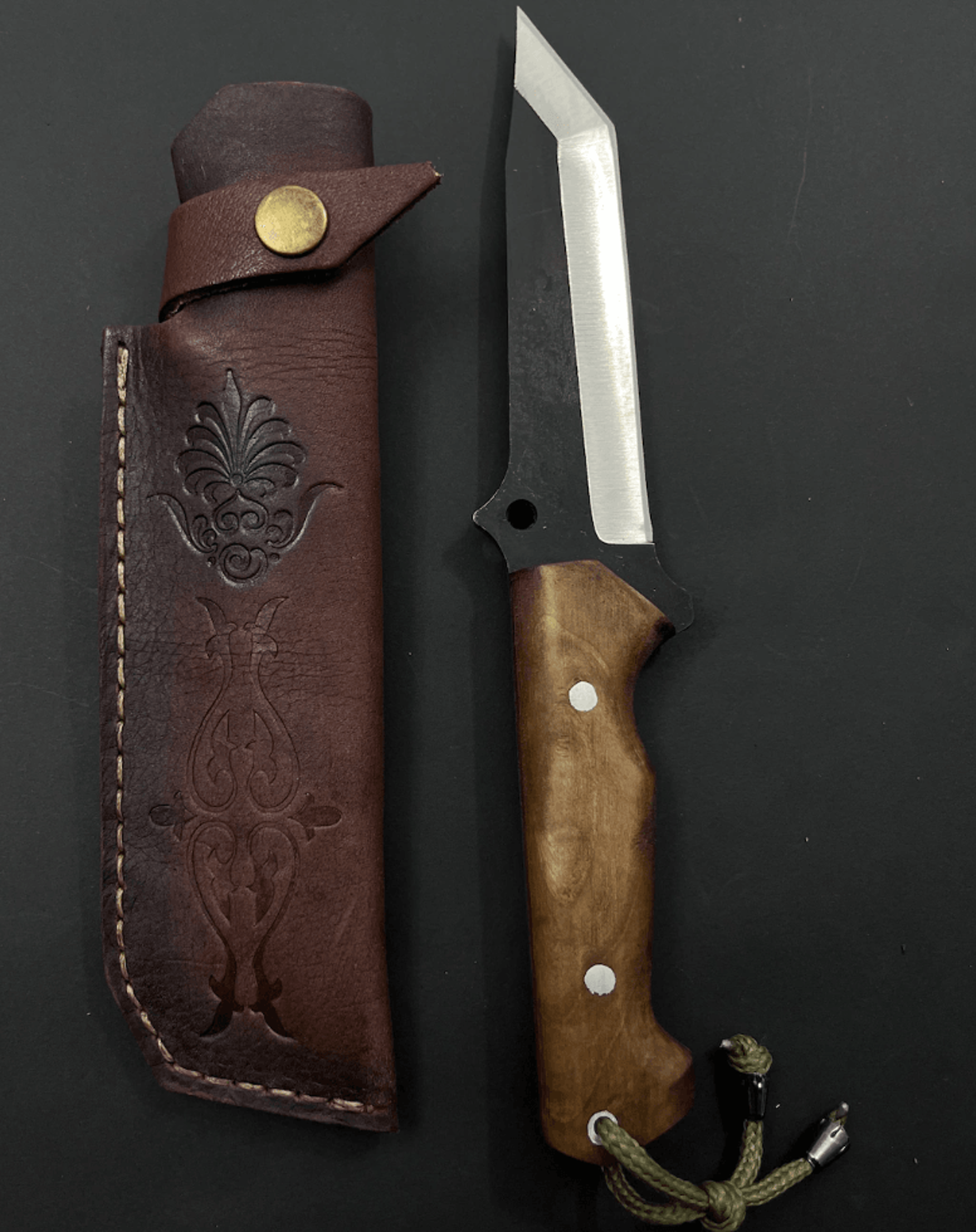 handmade full tang gut hook hunting knife | custom engraved 4034 steel blade | outdoor field knife 26 cm