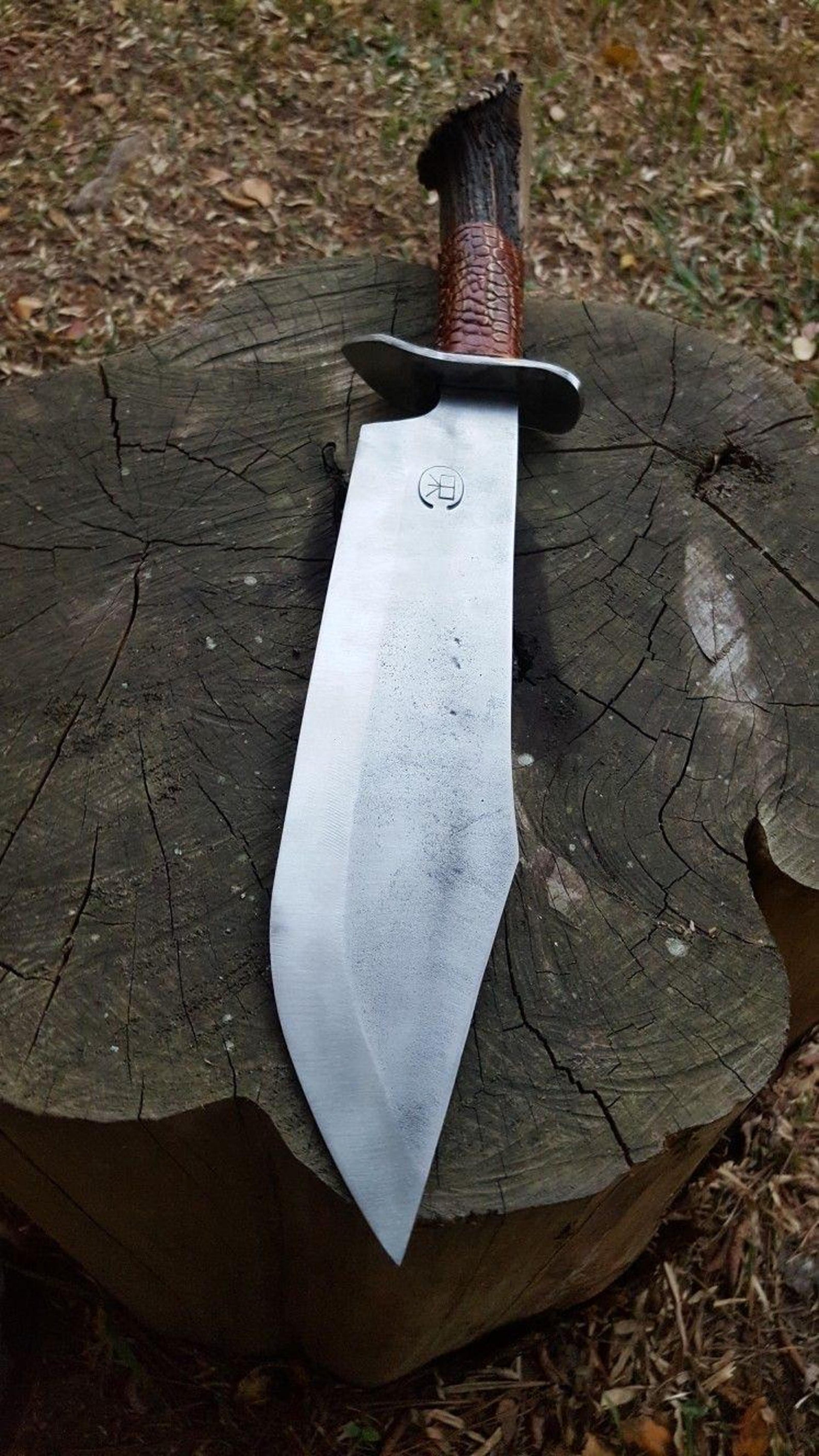 hand forged j2 steel hunting knife - outdoor bowie knife with antler horn handle