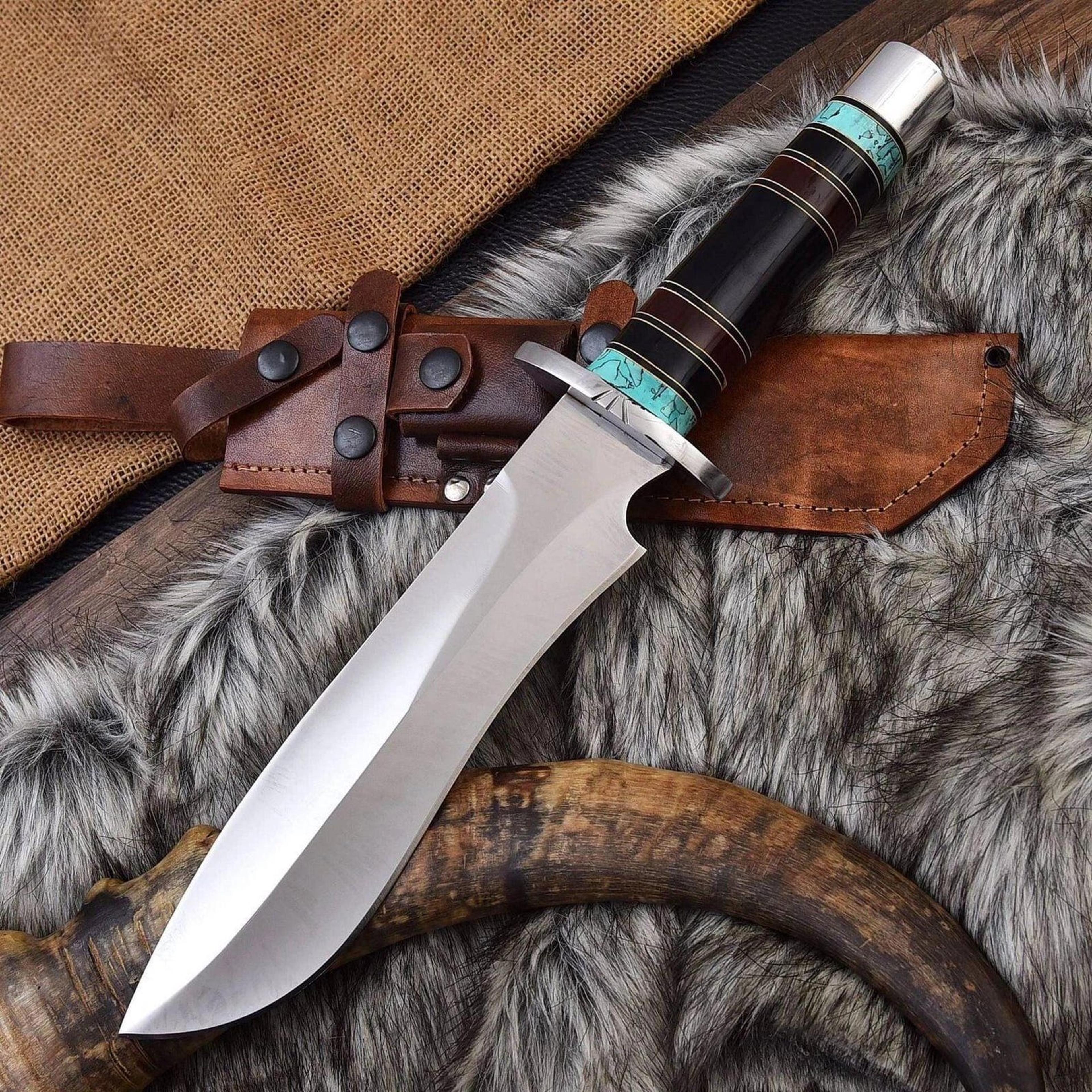 handcrafted 17-inch damascus steel bowie knife with wooden handle and leather sheath - perfect for collectors