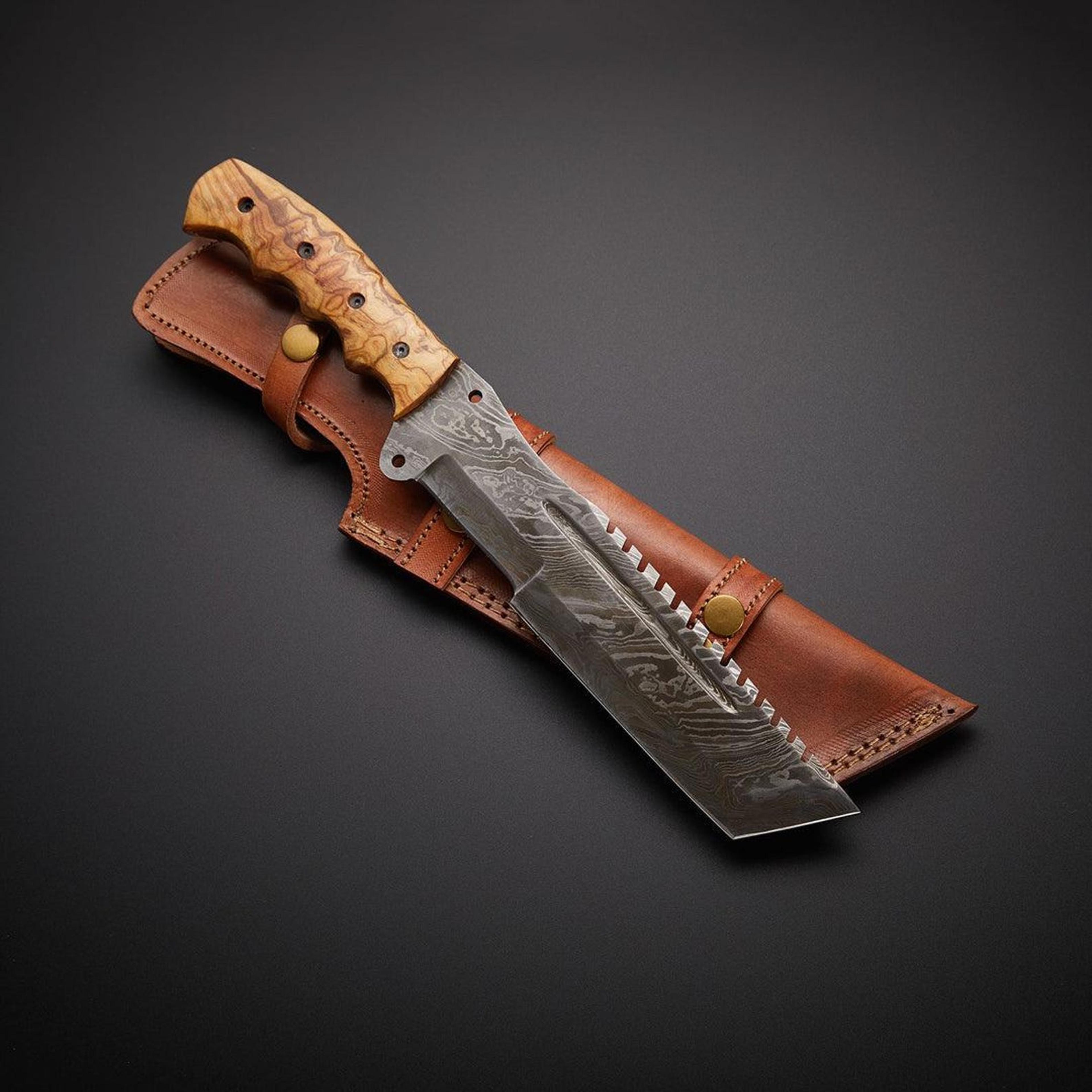 fixed blade damascus steel tactical knife with olive wood handle and leather sheath for outdoor and survival use