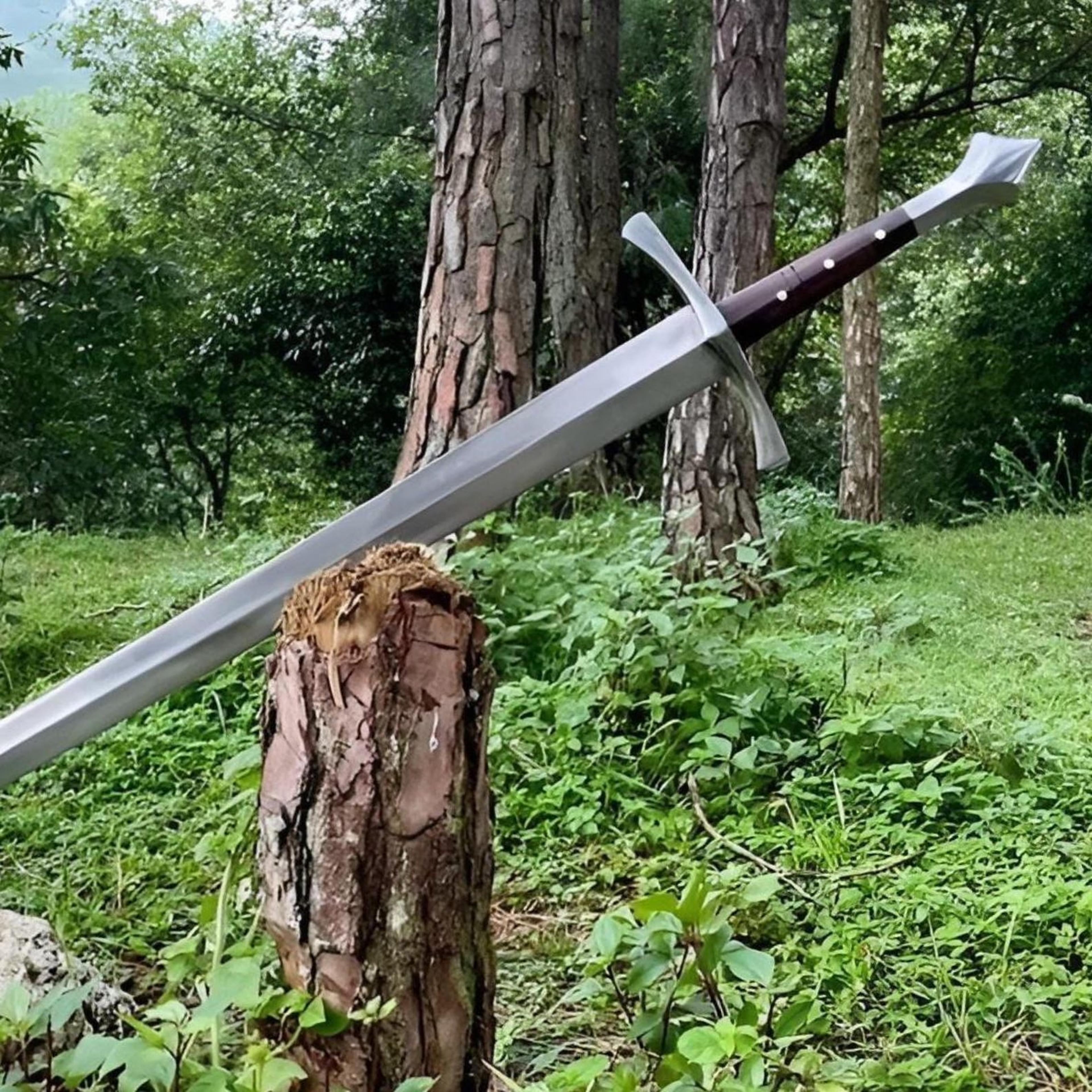 handcrafted medieval longsword – inspired by the legendary swords of european knights