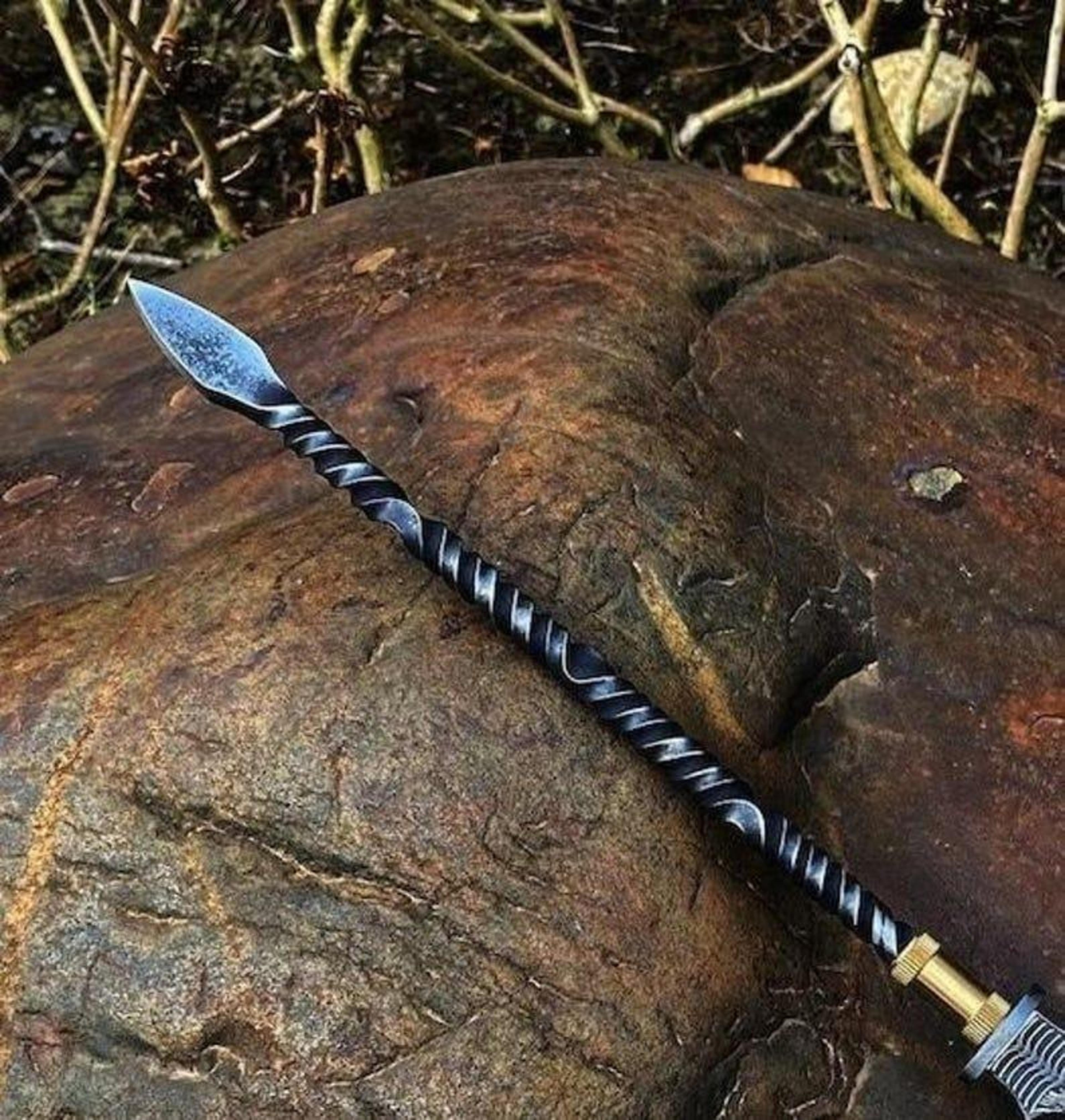 handmade fantasy double-ended dagger staff with patterned steel blade, twisted handle & collector display design