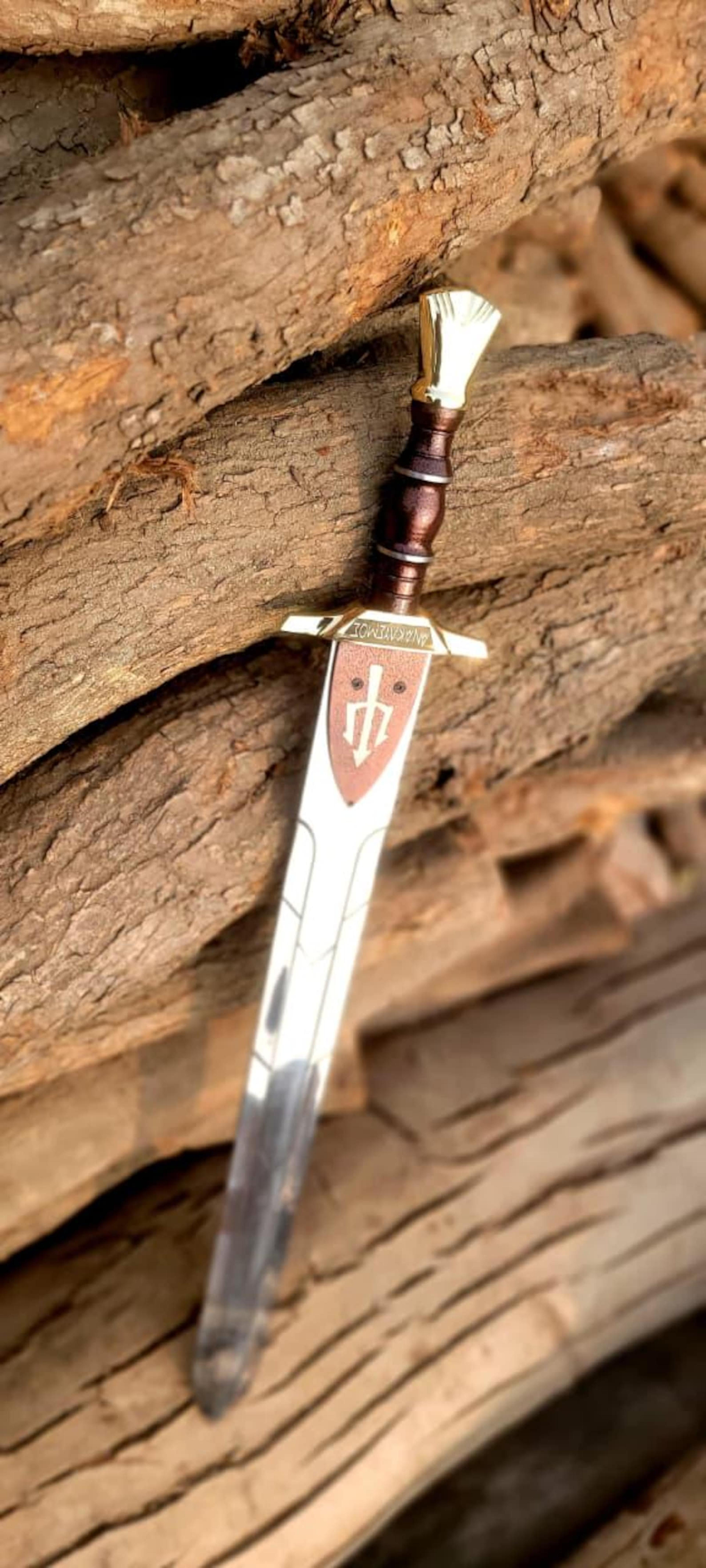 premium handmade medieval sword with high carbon steel blade & leather sheath