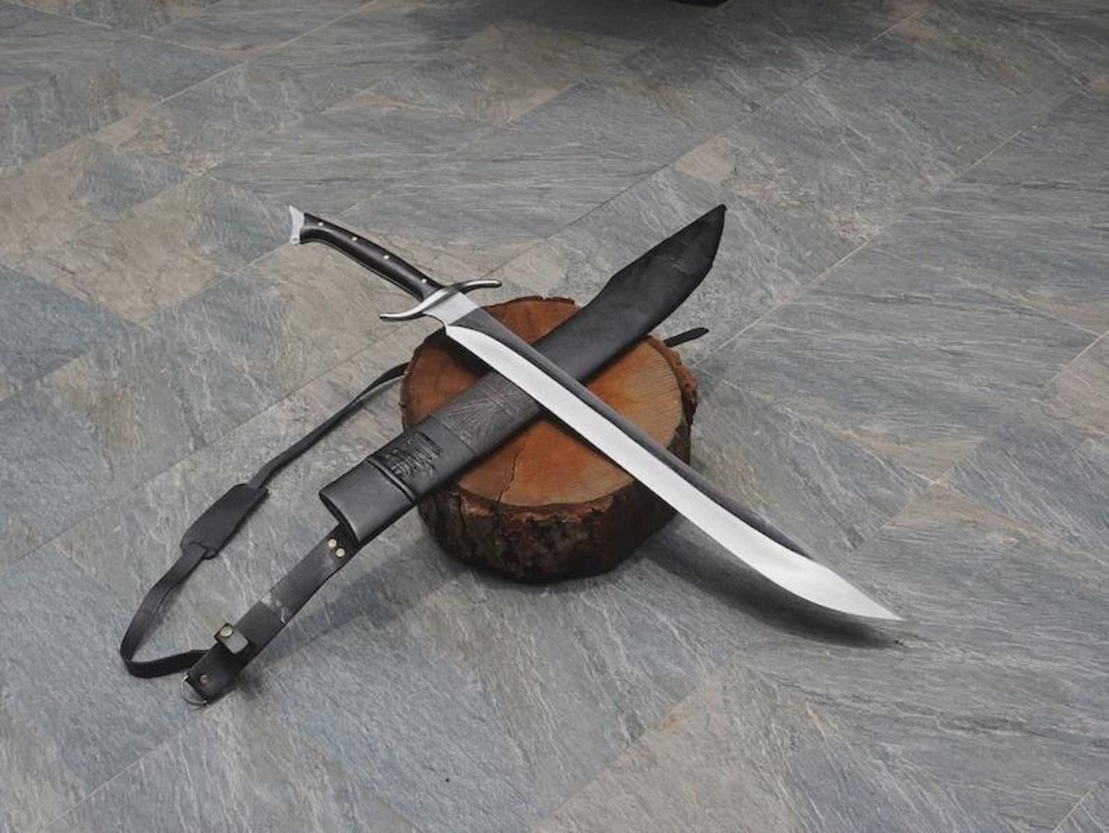 hand forged historical scimitar sword with leather sheath gift for collectors