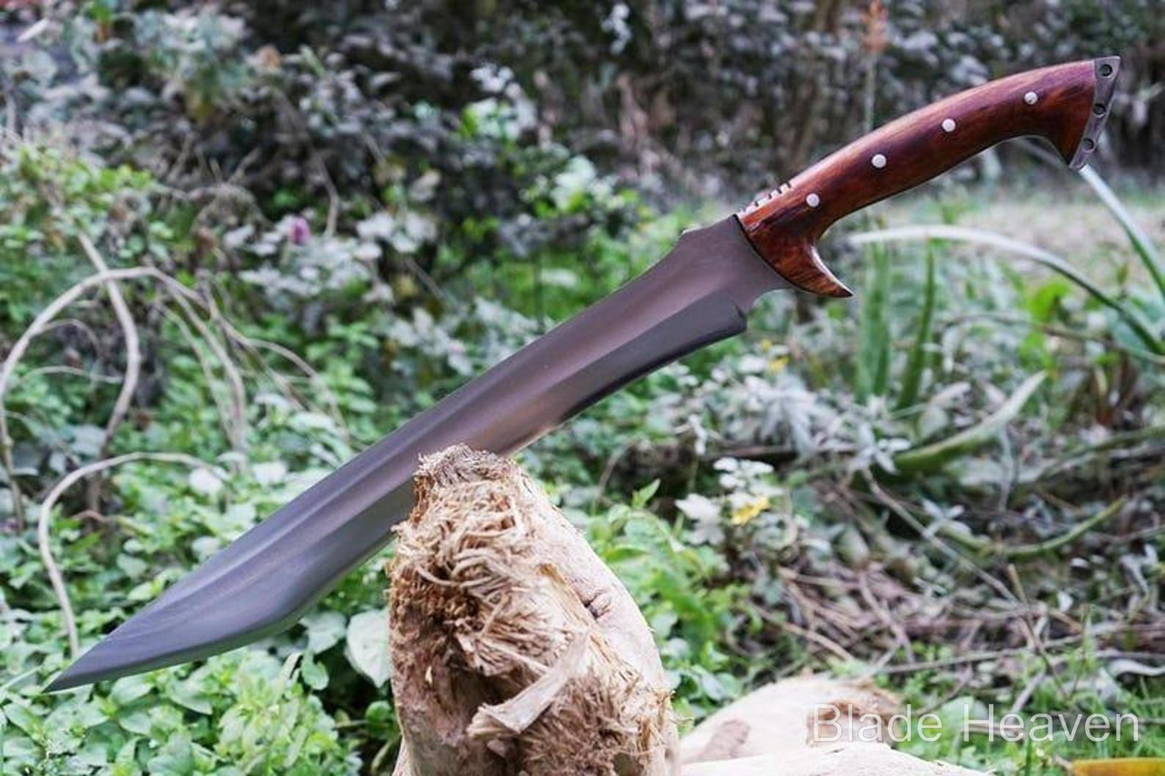 handmade high carbon steel machete with 22-inch full tang blade for outdoor enthusiasts and collectors