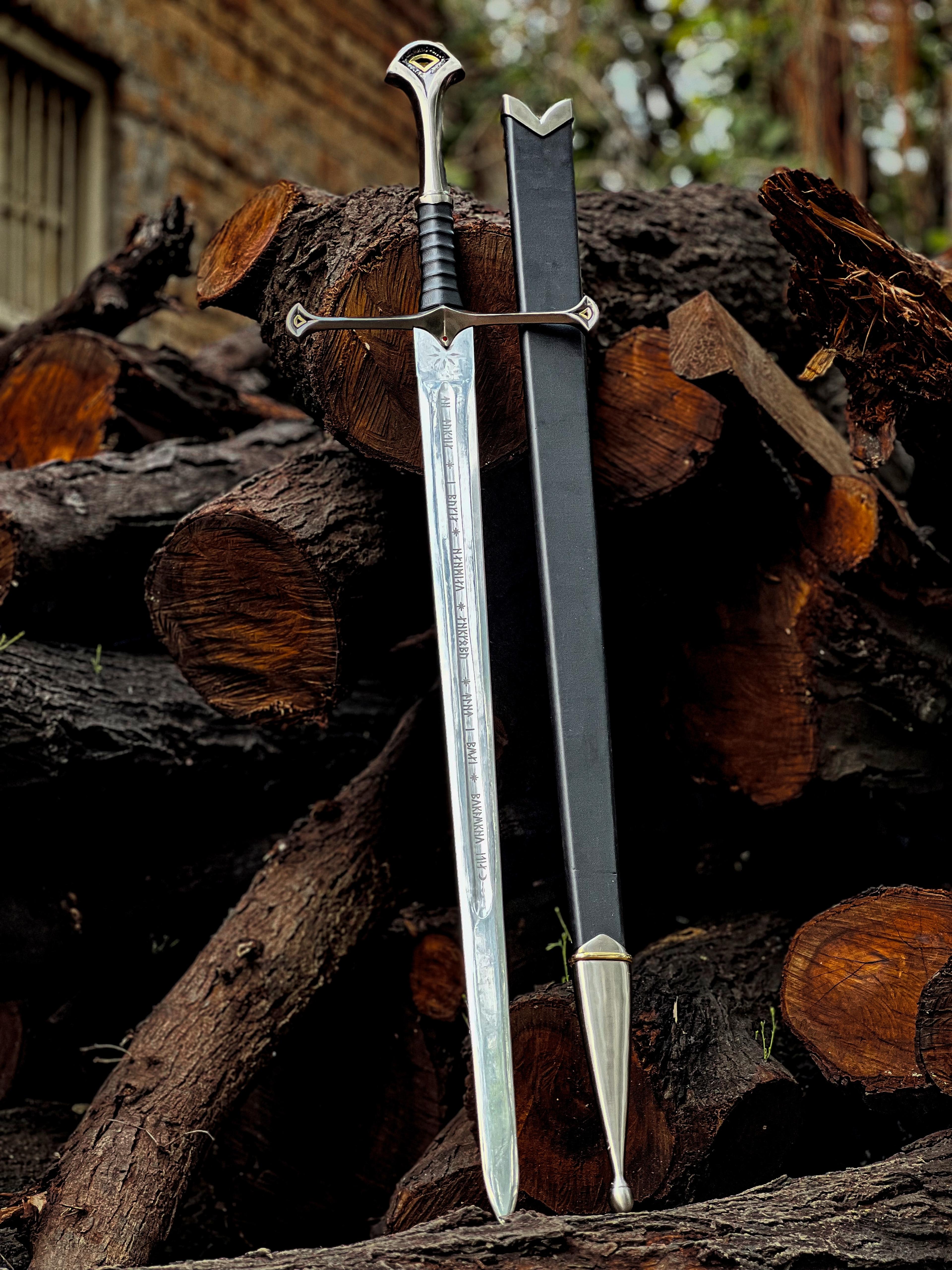 anduril sword of narsil the king aragorn replica sword with leather sheath