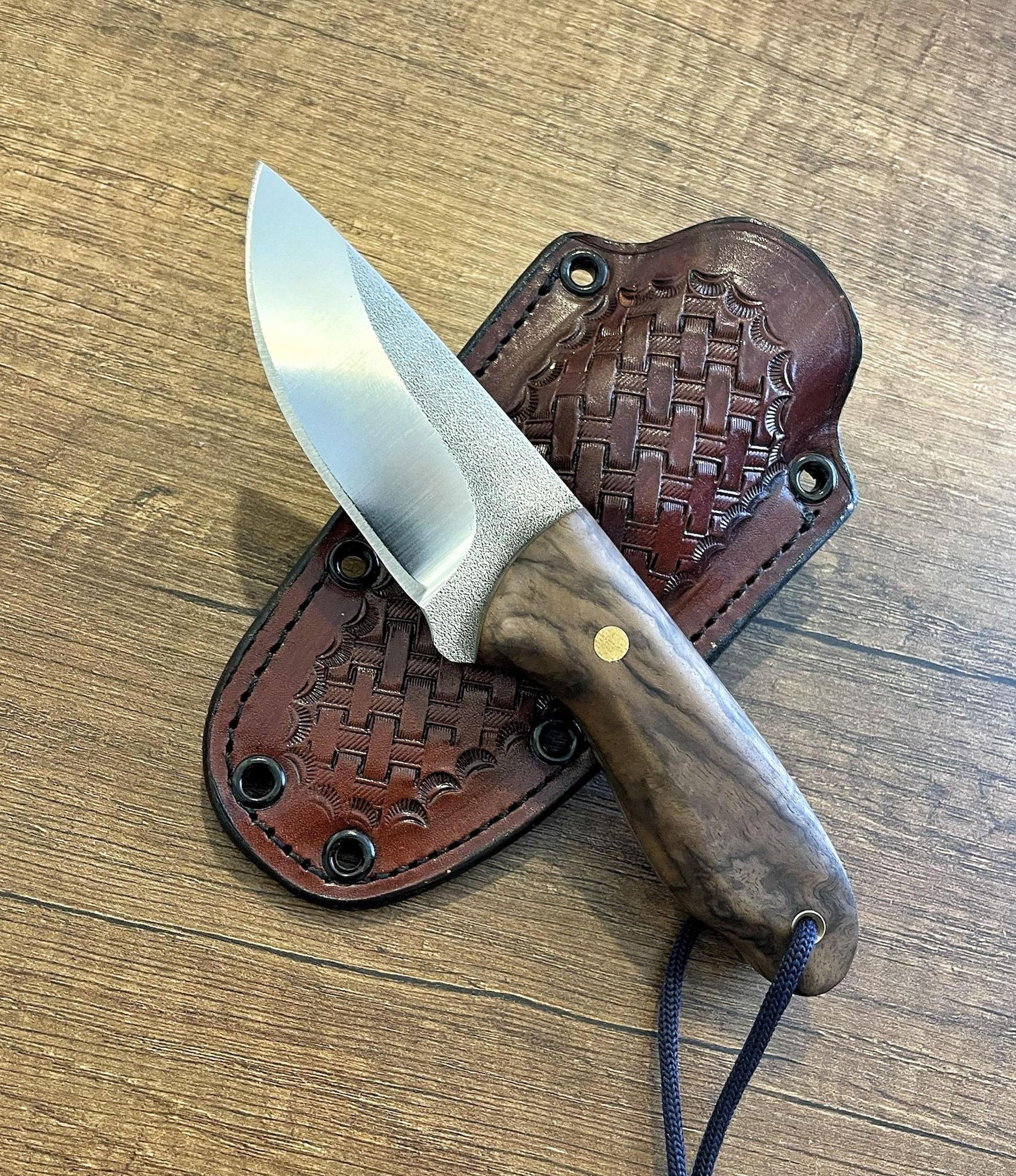 full tang skinning knife with premium n690 steel & walnut wood grip