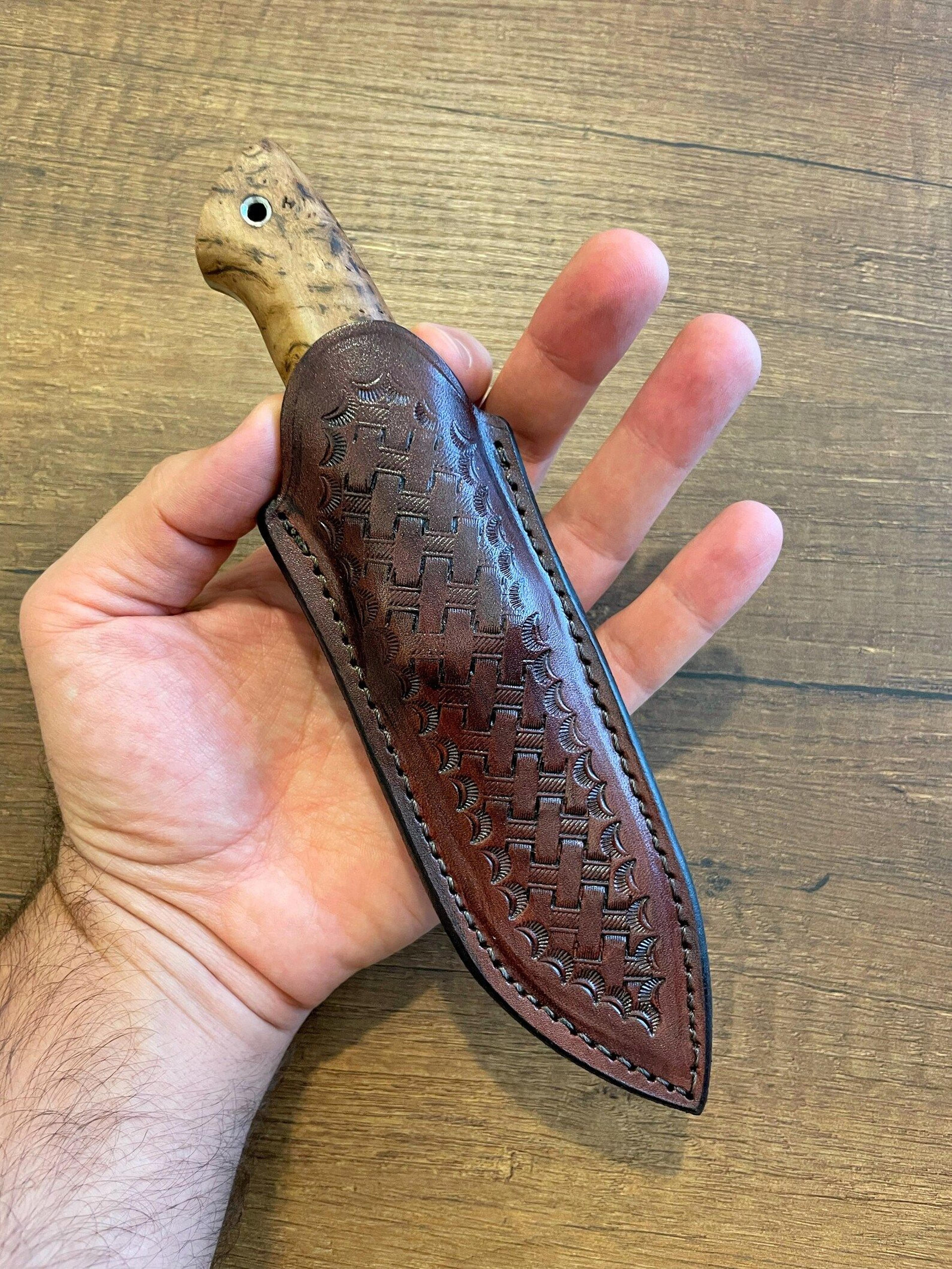 damascus hunting camping knife with chestnut wood handle & leather sheath