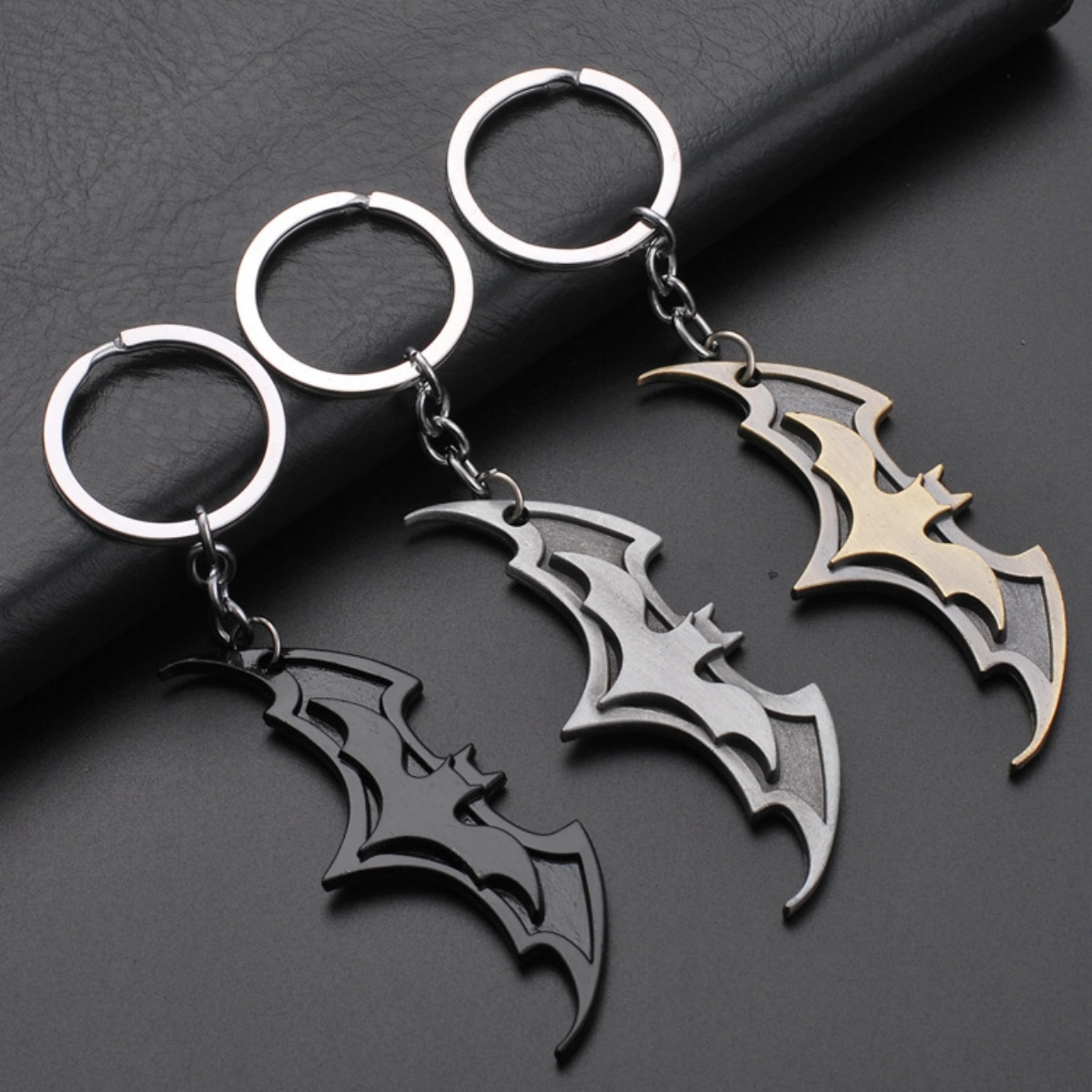 anime bat keychain metal car keyring for couples and gifts