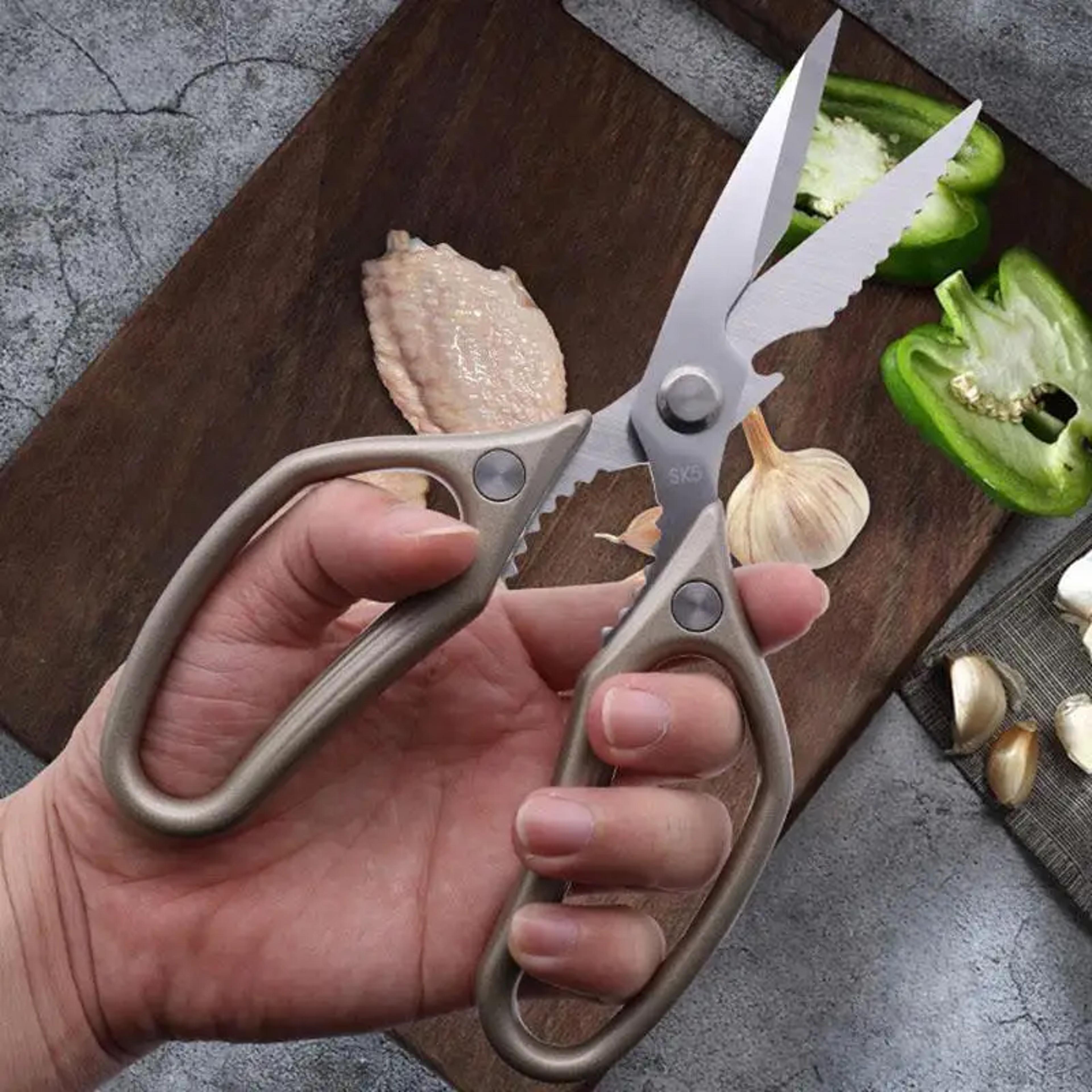heavy duty stainless steel kitchen shears for chicken, fish & vegetables