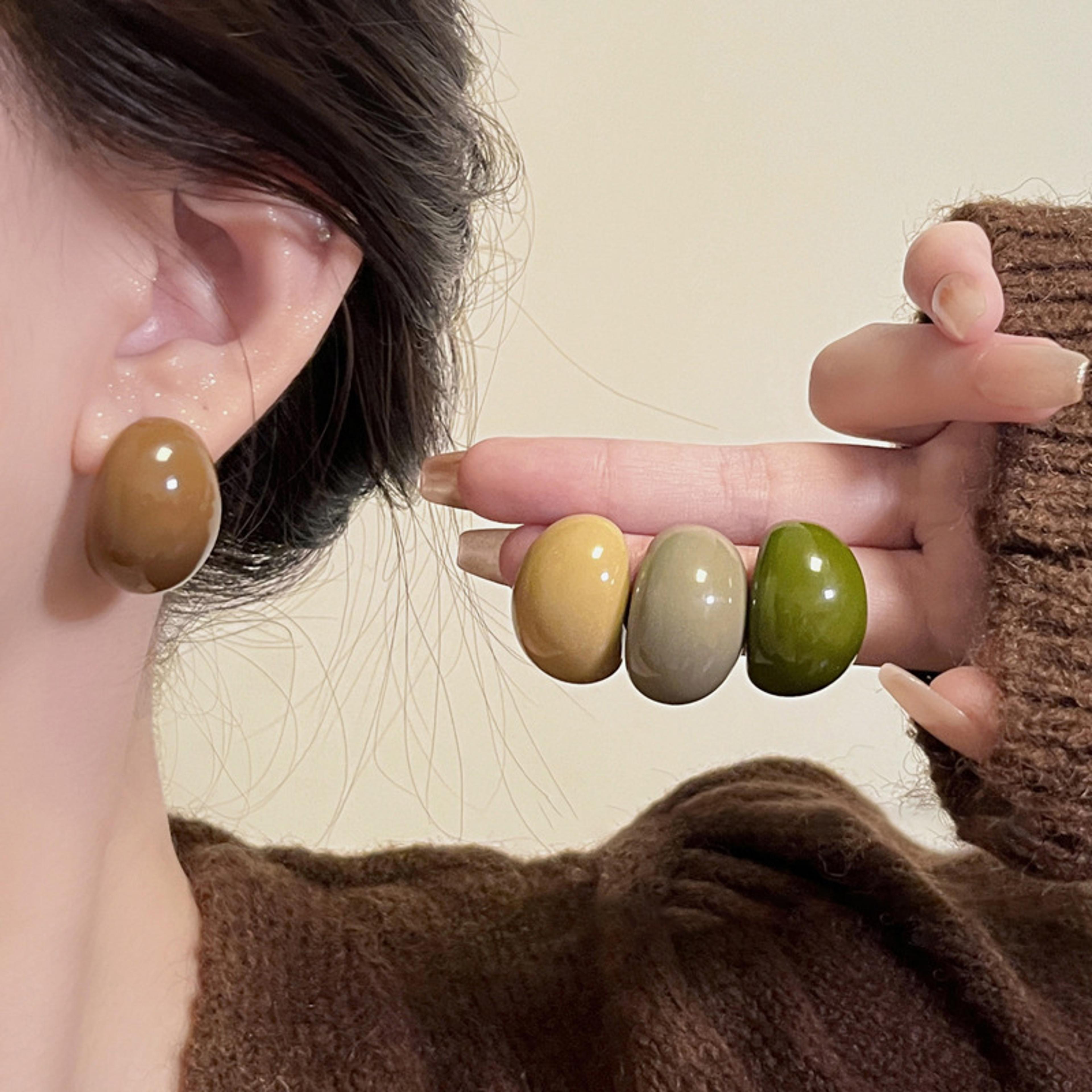 vintage half moon acrylic resin stud earrings for women lightweight retro statement jewelry