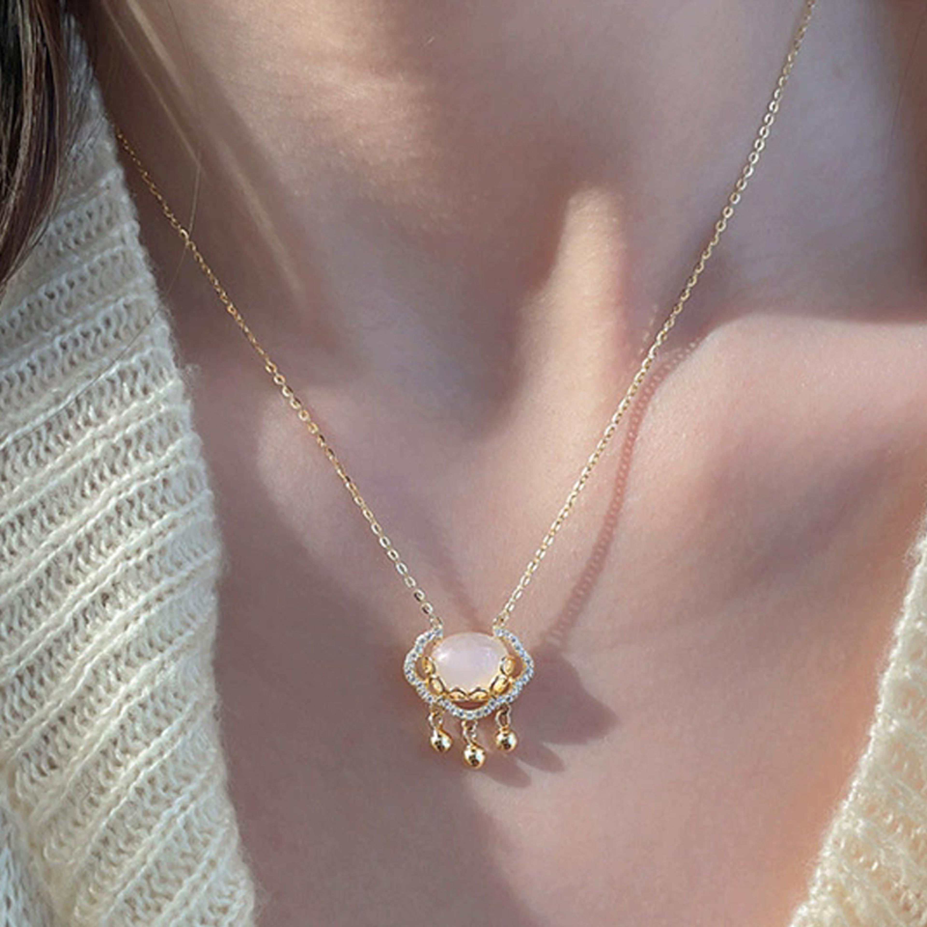 sparkling lock charm choker necklace rhinestone lock necklace with golden chain for women