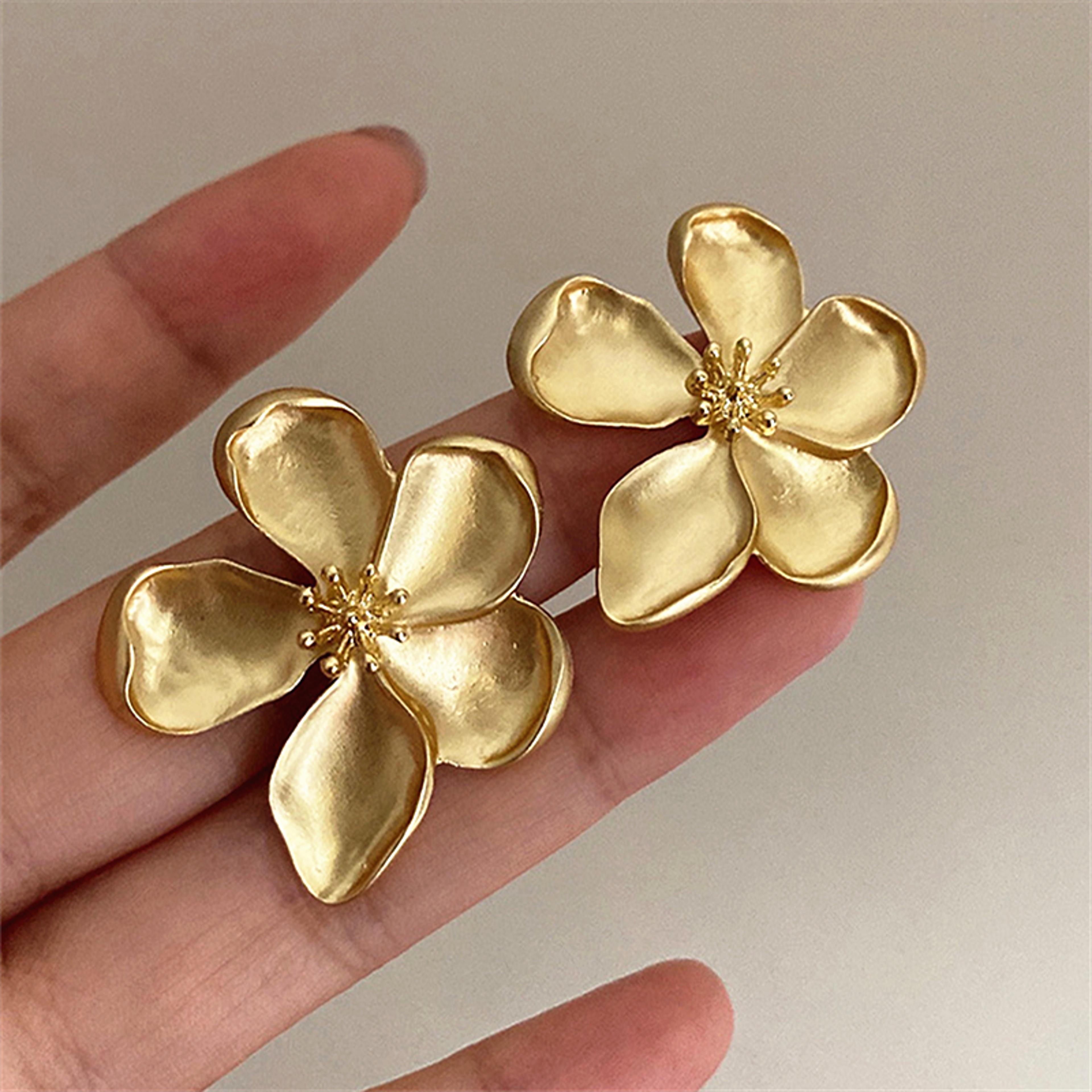 vintage bloom matte flower earrings for women retro floral statement jewelry in red, white & gold