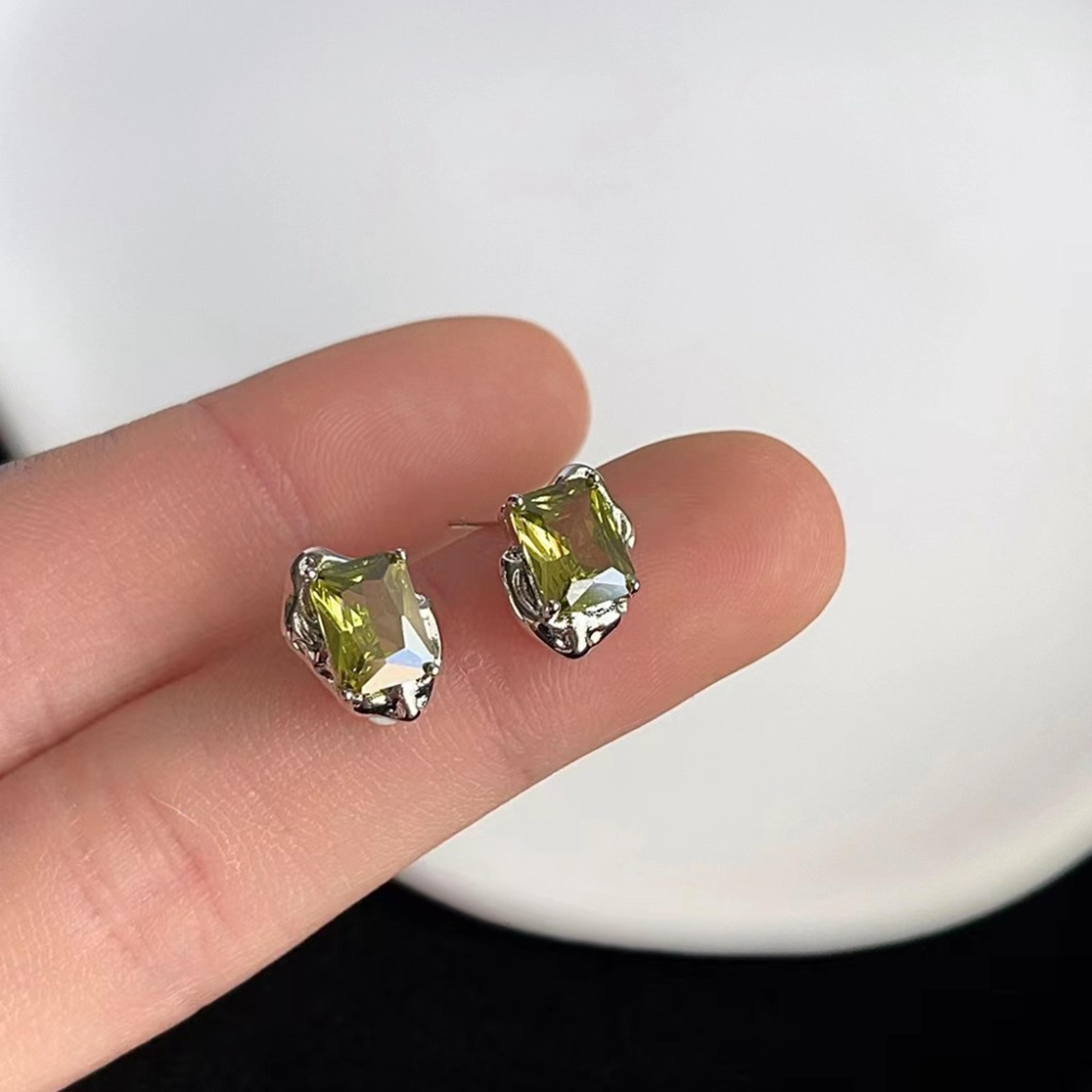 retro green crystal stud earrings silver square liquid metal unisex statement jewelry