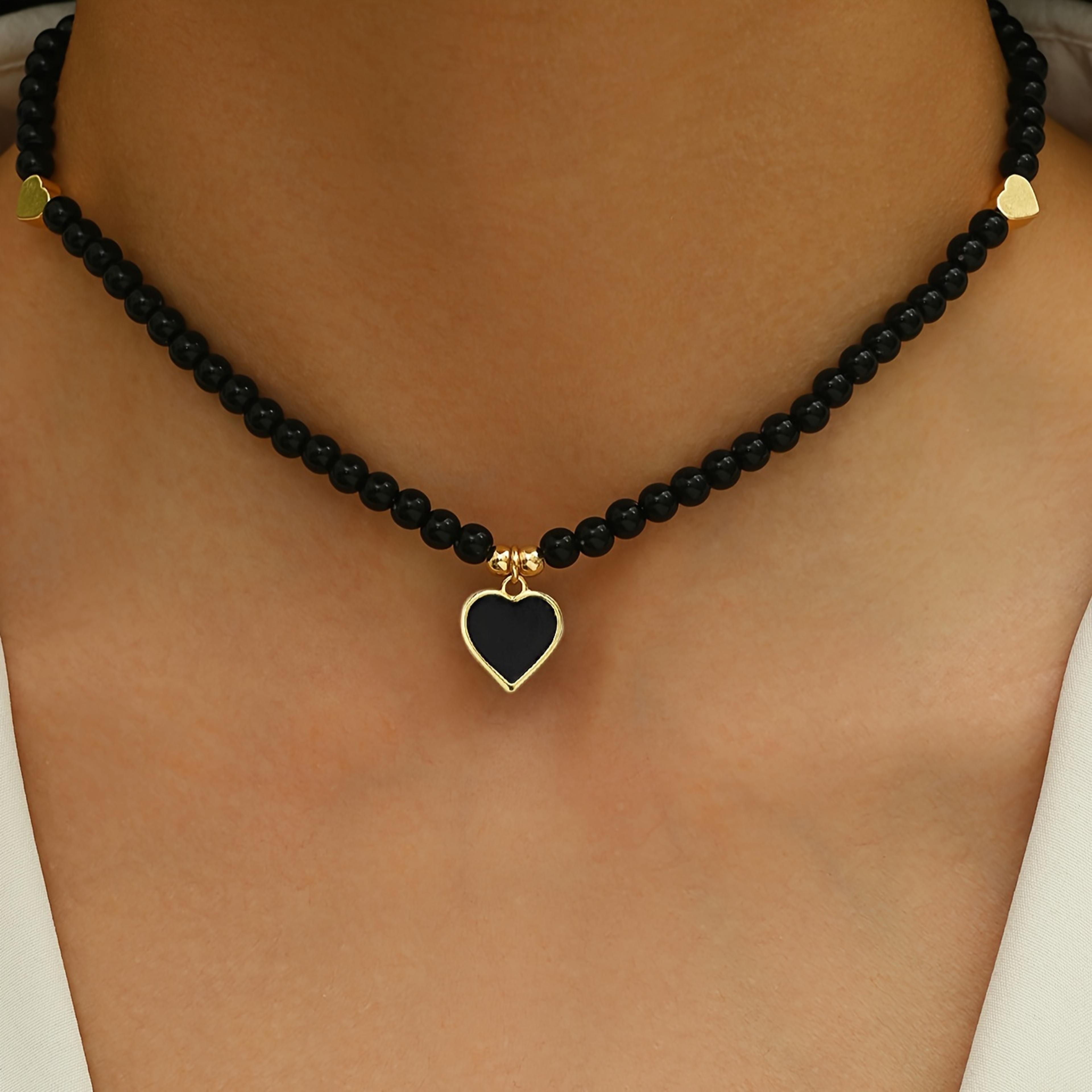 bohemian handmade beaded heart-shaped decorative necklace for womens vacation accessories