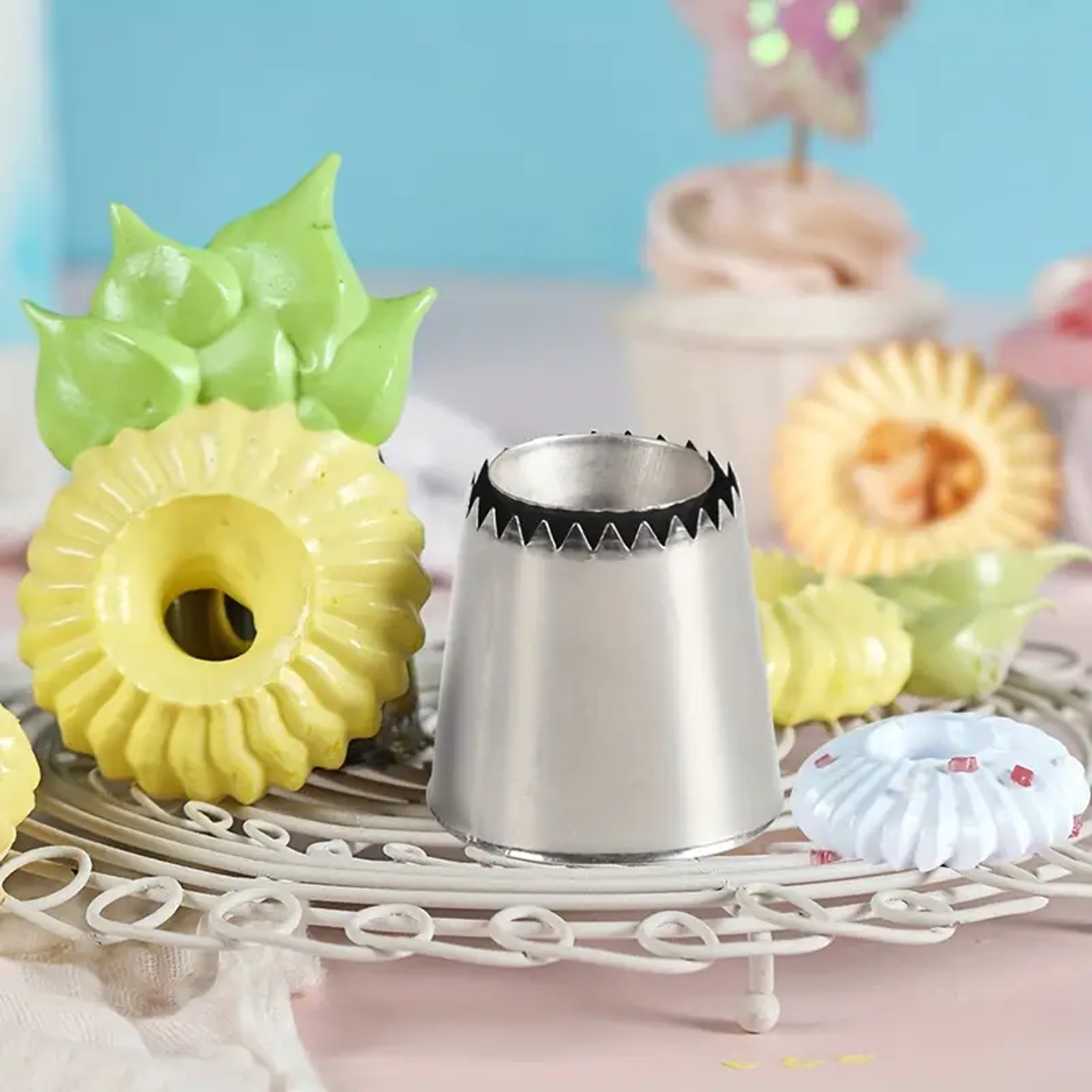 large russian piping tips stainless steel flower decorating nozzles