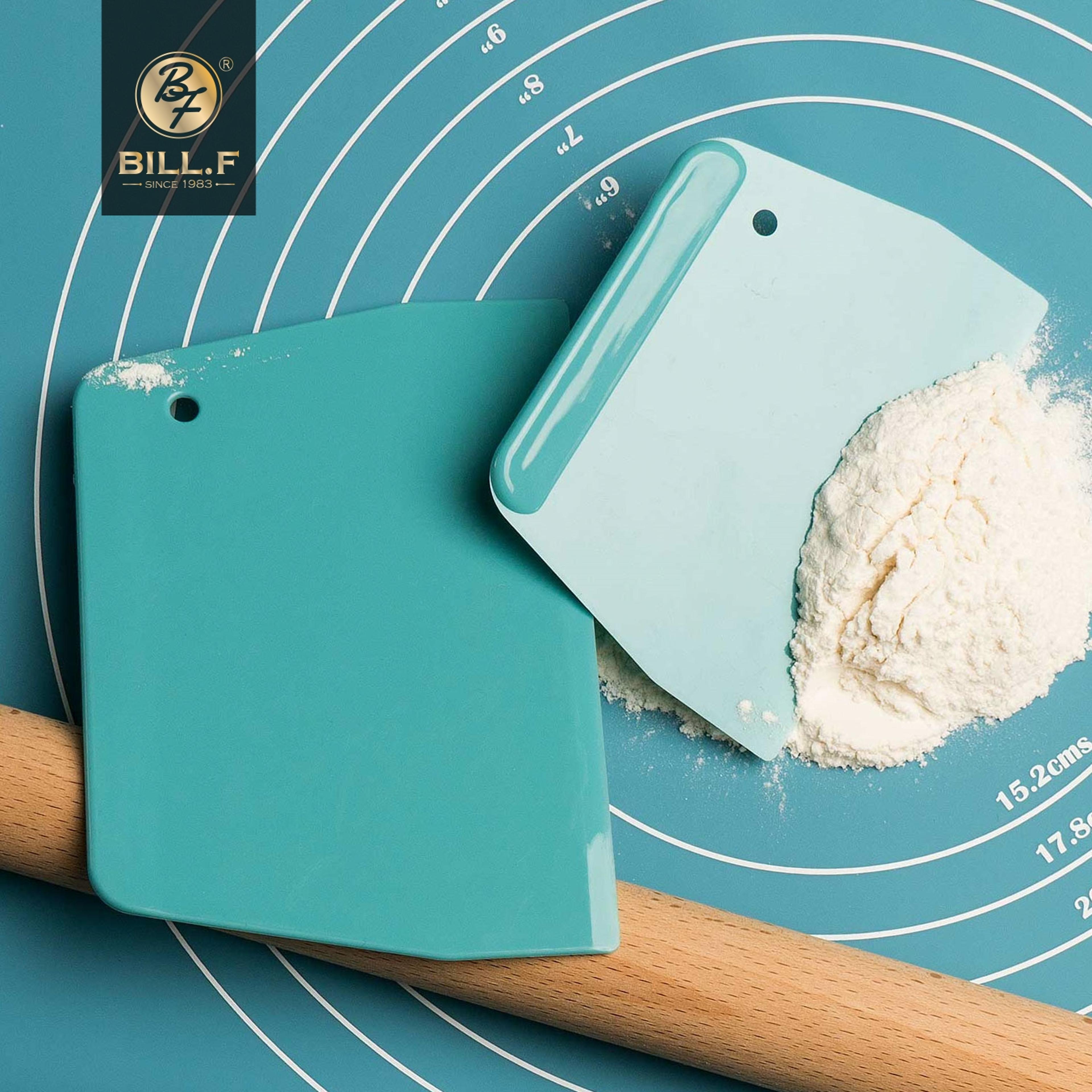 plastic cake cream spatula, dough & butter batter scraper for home baking, essential kitchen gadgets & cutting tools