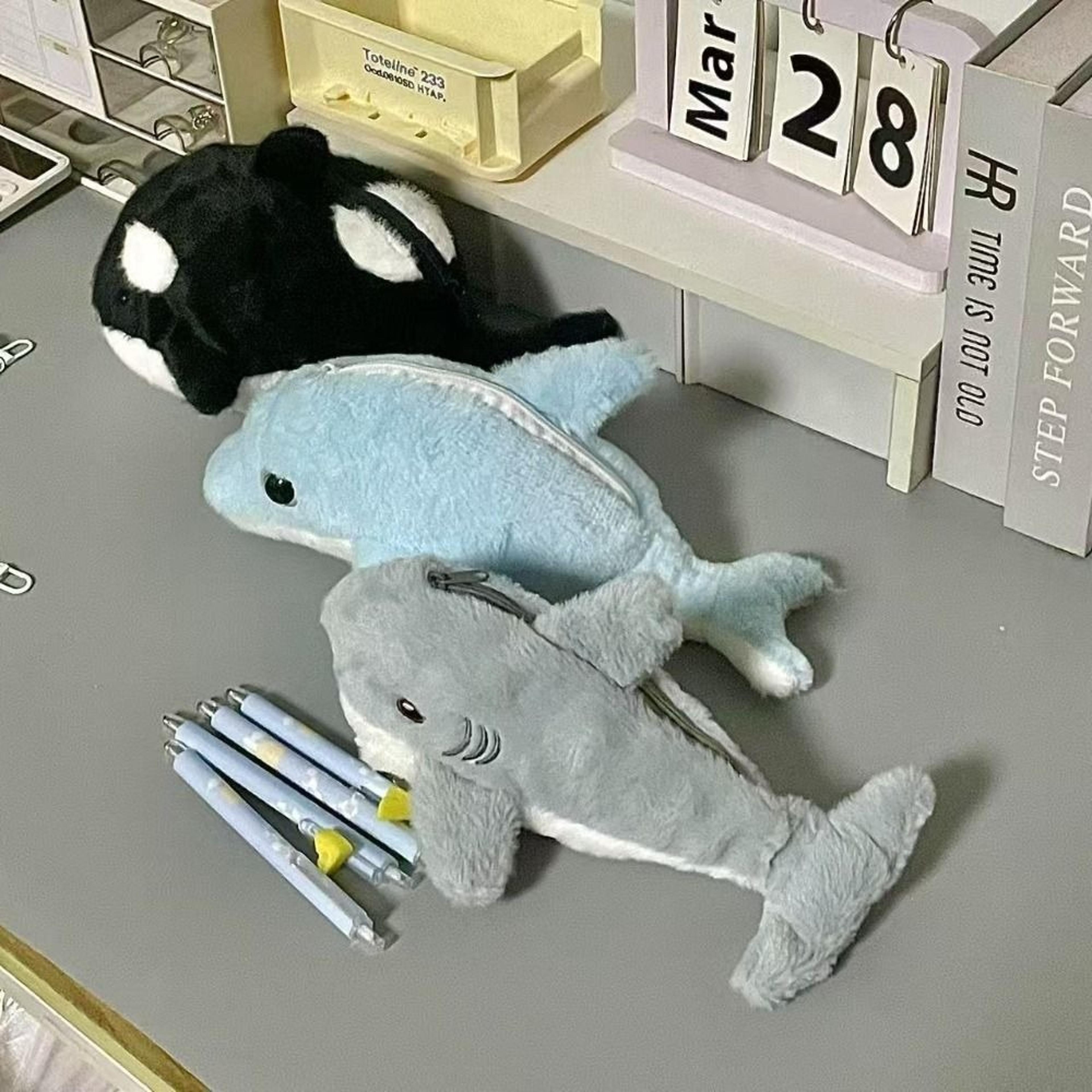 killer whale large capacity pencil case cute stationery bag for school