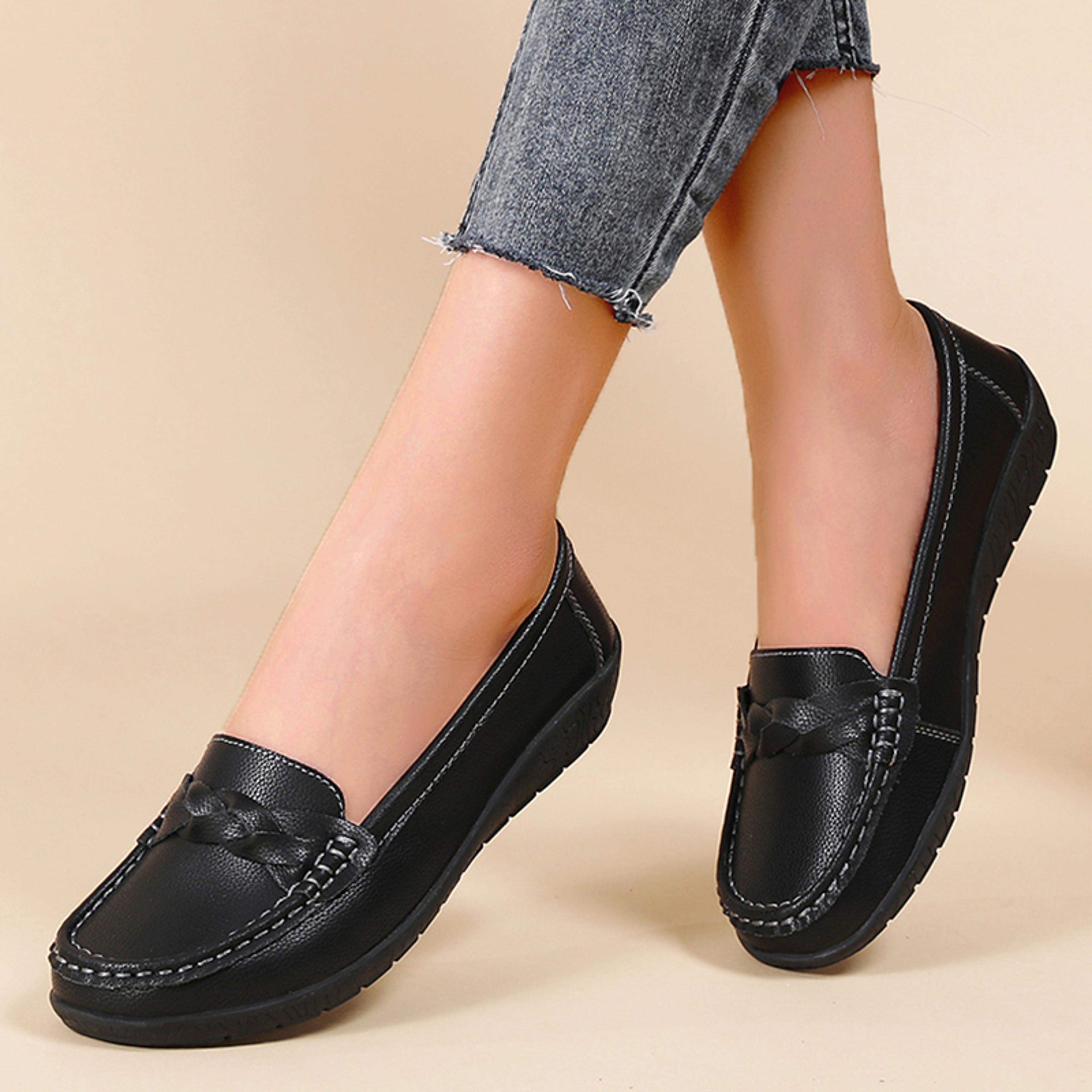 comfortable womens loafers and flats, slip-on casual outdoor nurse shoes, stylish moccasins for plus size women