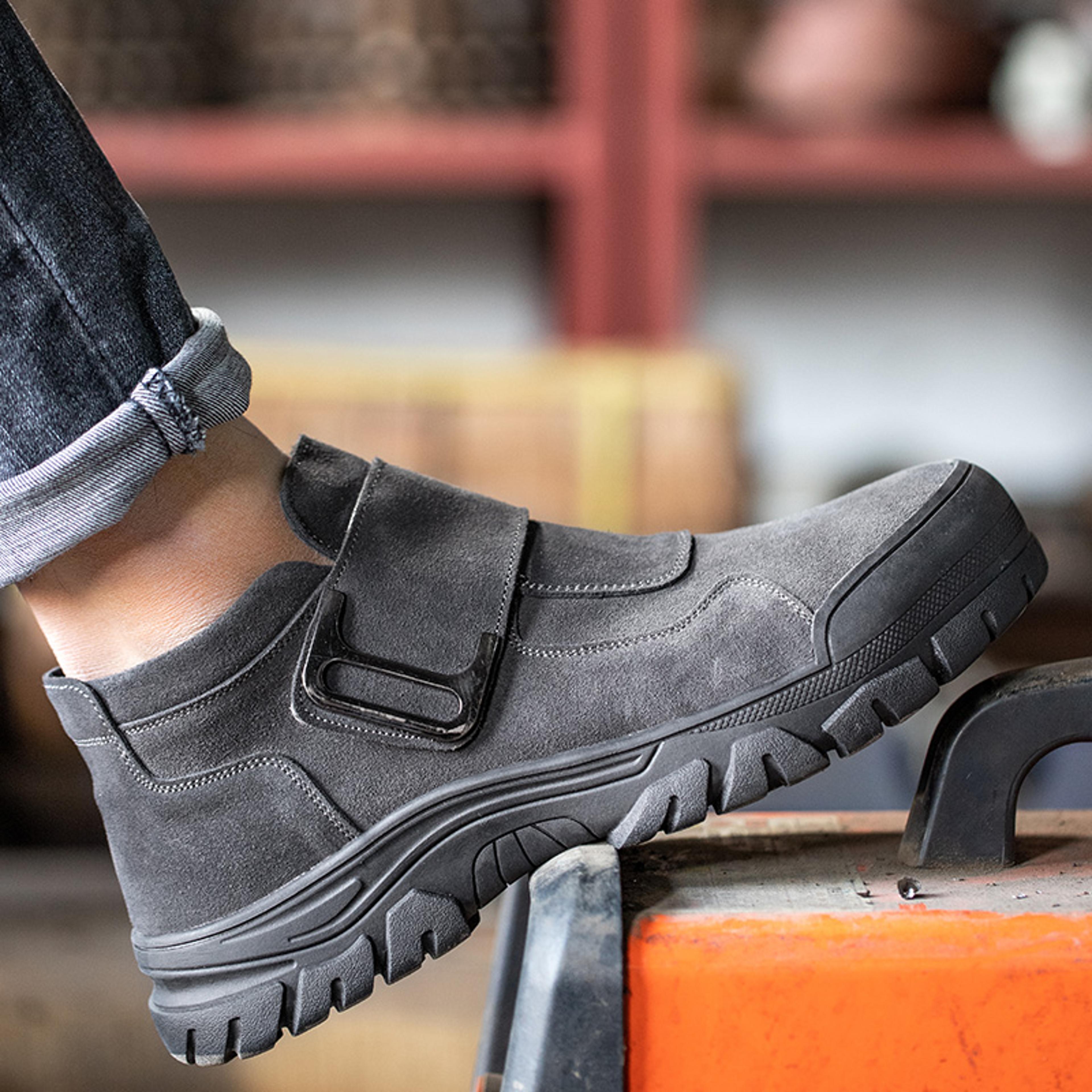 durable men work safety shoes, anti-smashing steel toe puncture proof boots for heavy-duty construction work
