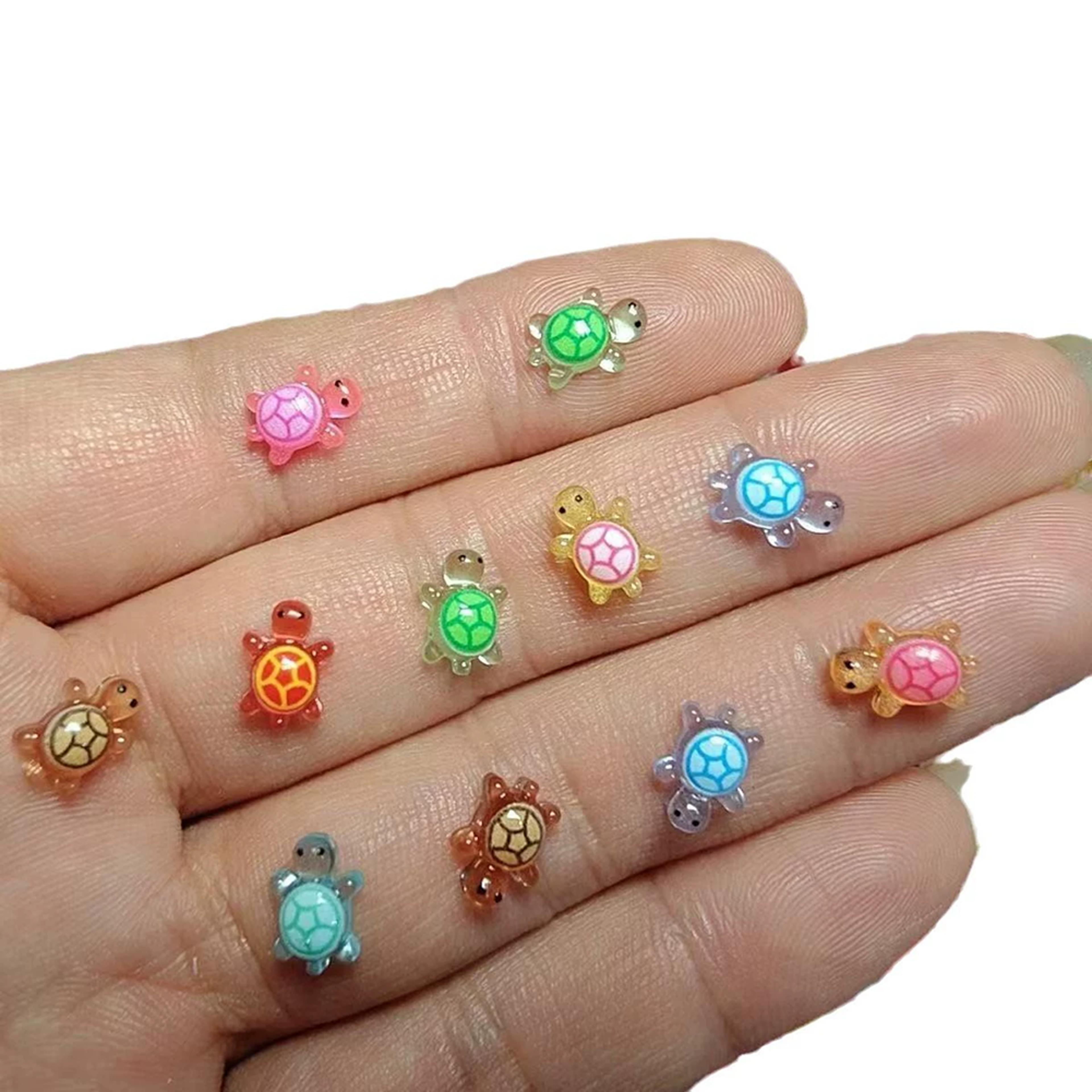 100pcs mini resin turtles, tiny realistic turtles, night glow figurines, small acrylic animals for micro landscaping