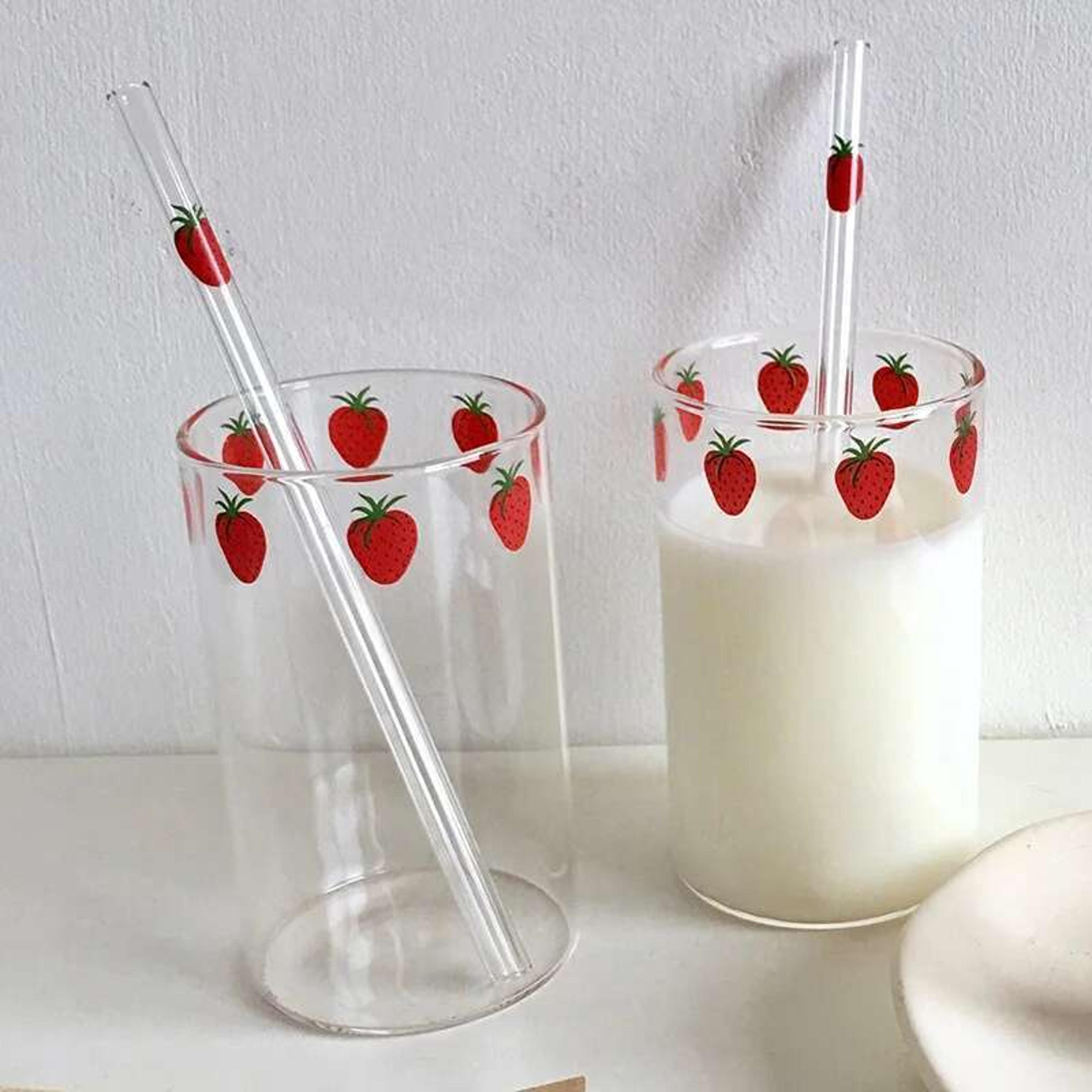 high borosilicate strawberry glass cup, cute nana milk, water drinking glass with straw, thickened