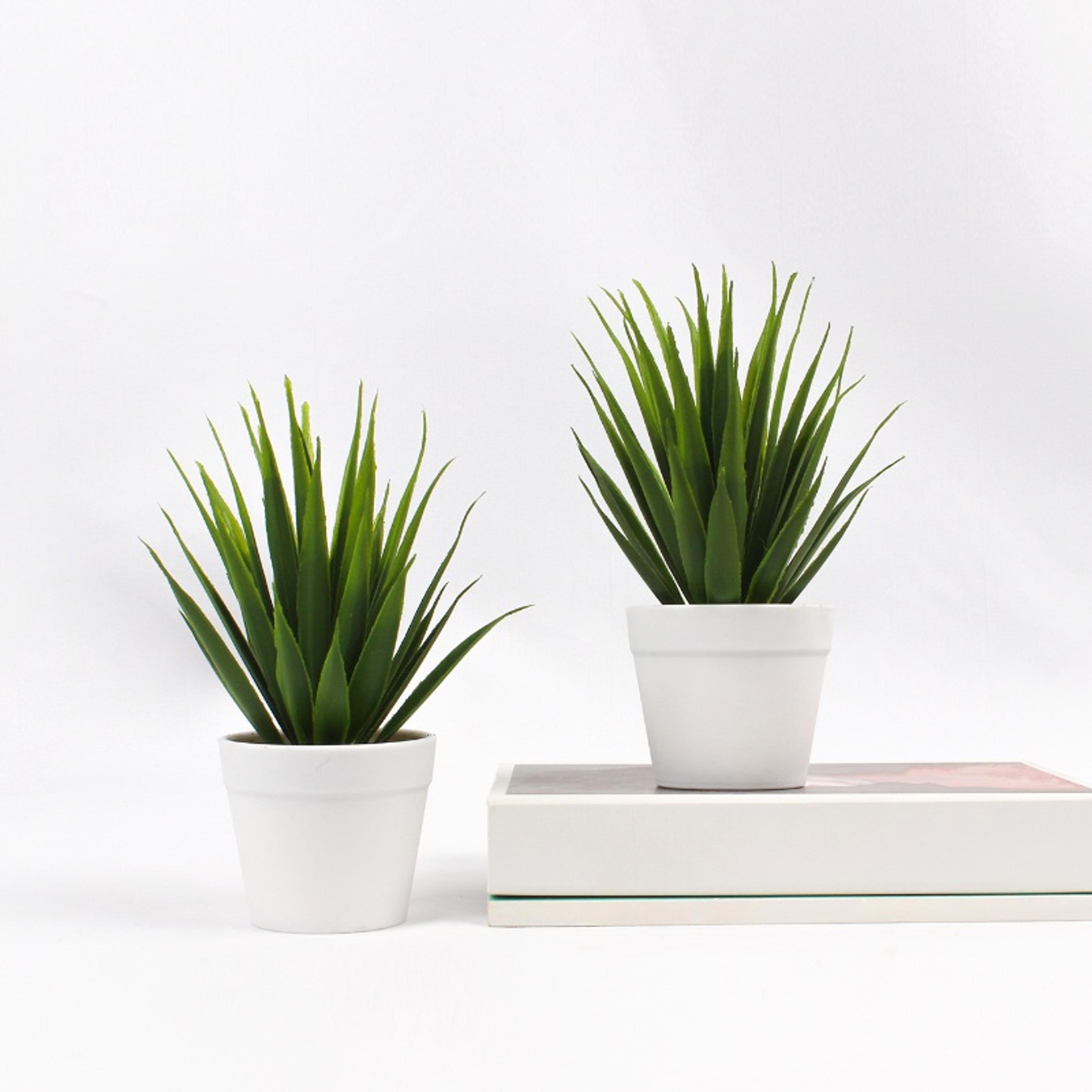 simulation plant potted plants for home decoration, office desk garden courtyard placement