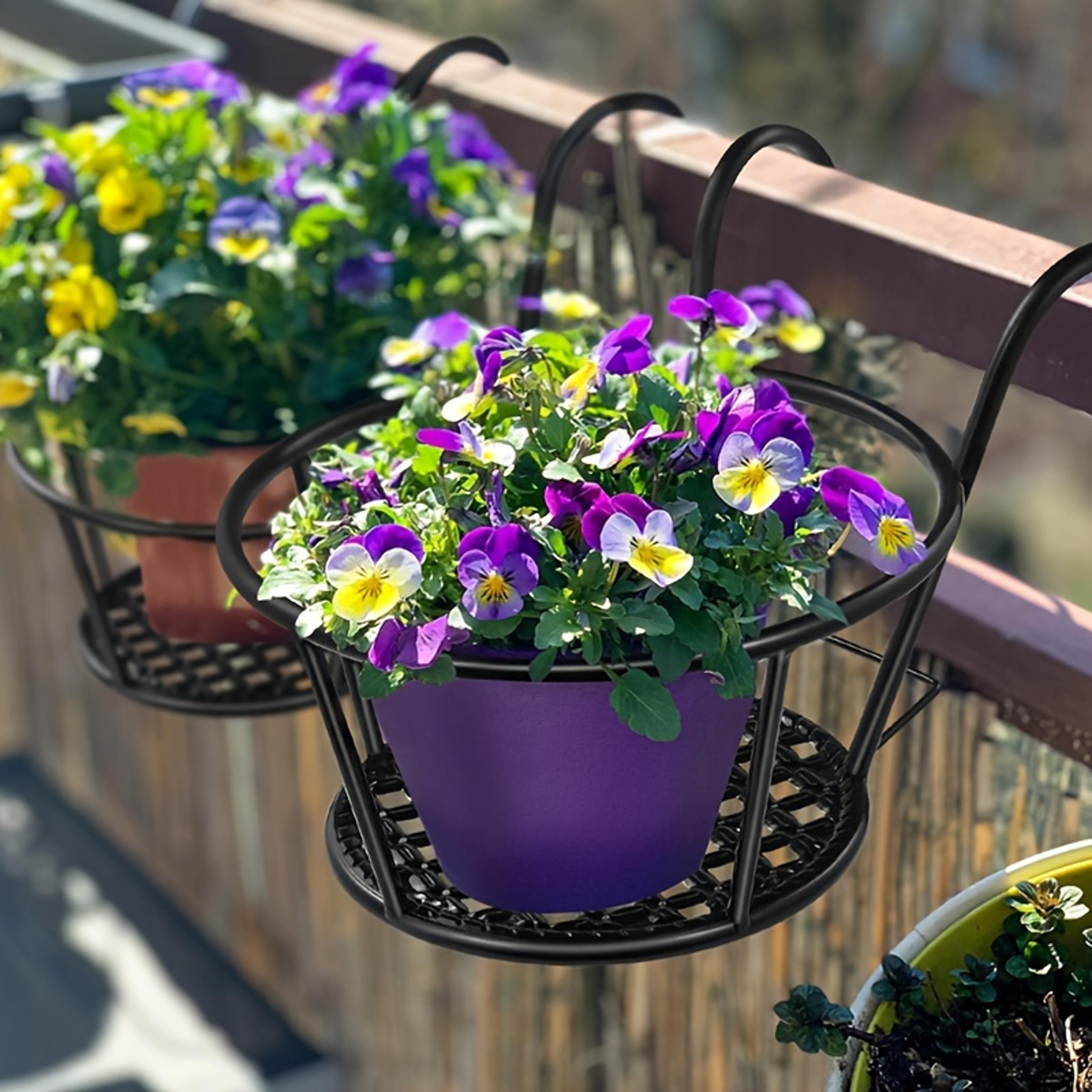 one pack of iron art hanging flower pots, metal plant basket with detachable hanging hooks for balcony, garden