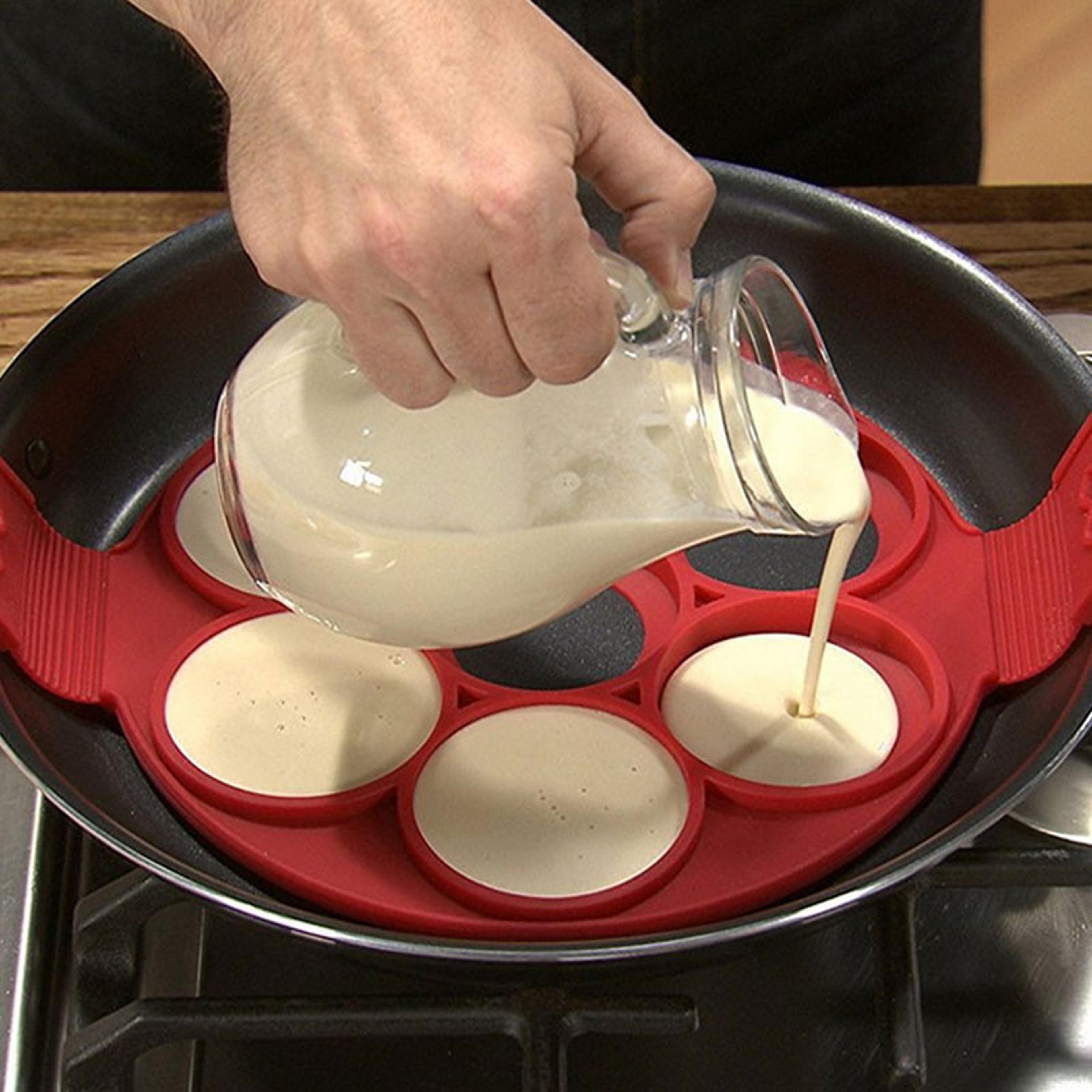 silicone pancake maker, non-stick cake molds, egg ring, pan flip tool, pastry mat, egg frying machine for easy breakfast