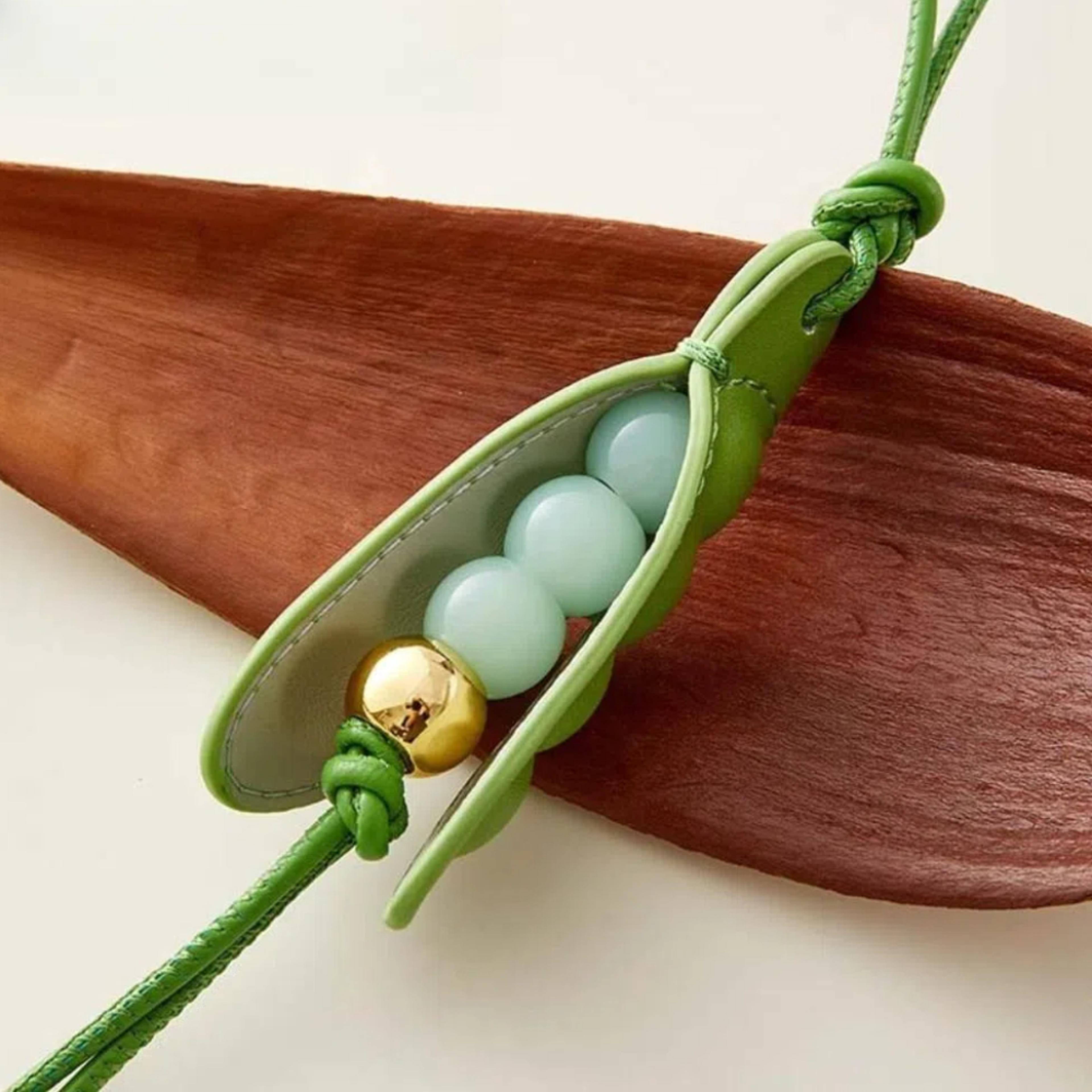 fashion high-end pea pendant handmade green pea keychain leather all-match style pea bag charm trendy accessory