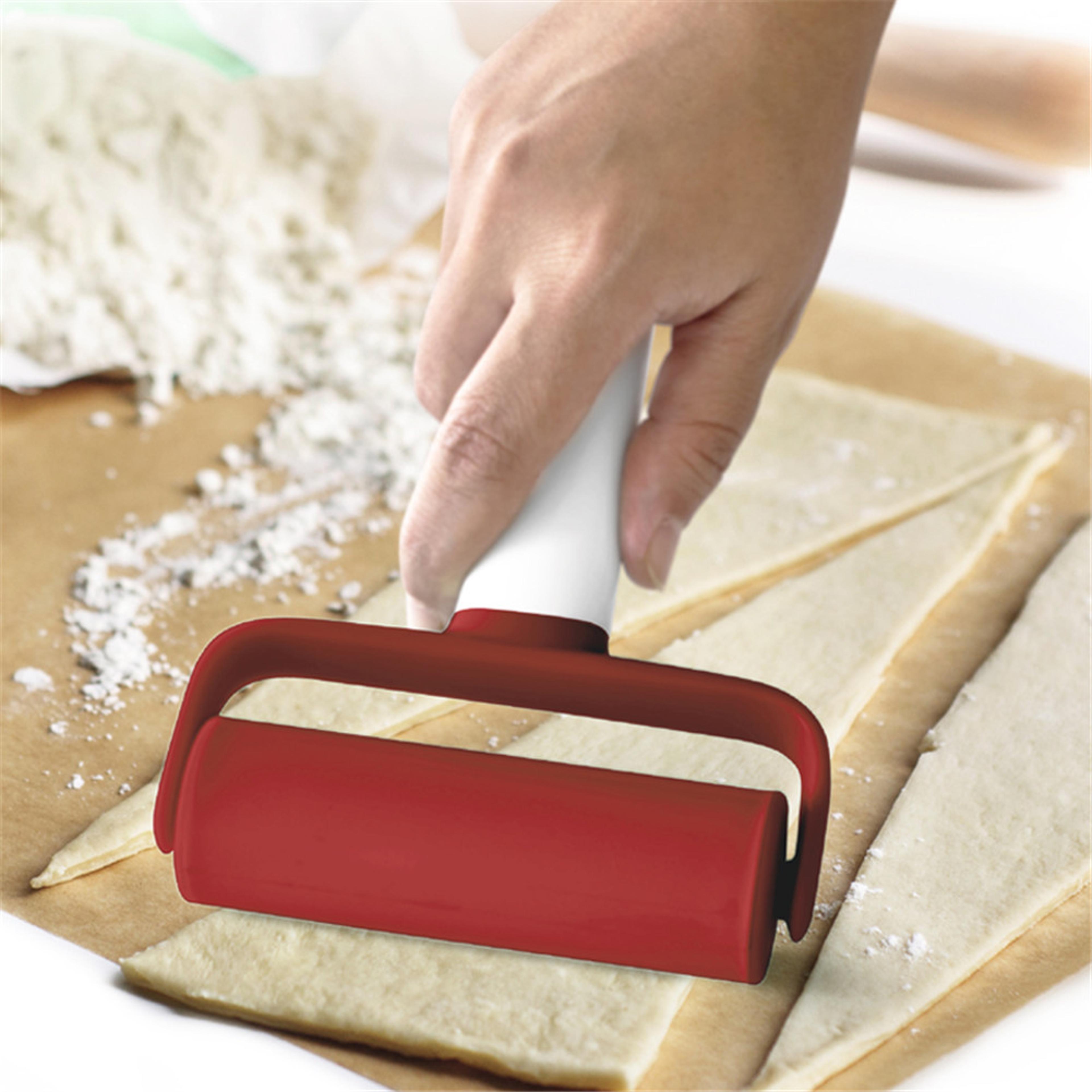 portable hand-held roller with handle, rectangular roller press for noodles, dumpling skin, household baking tools