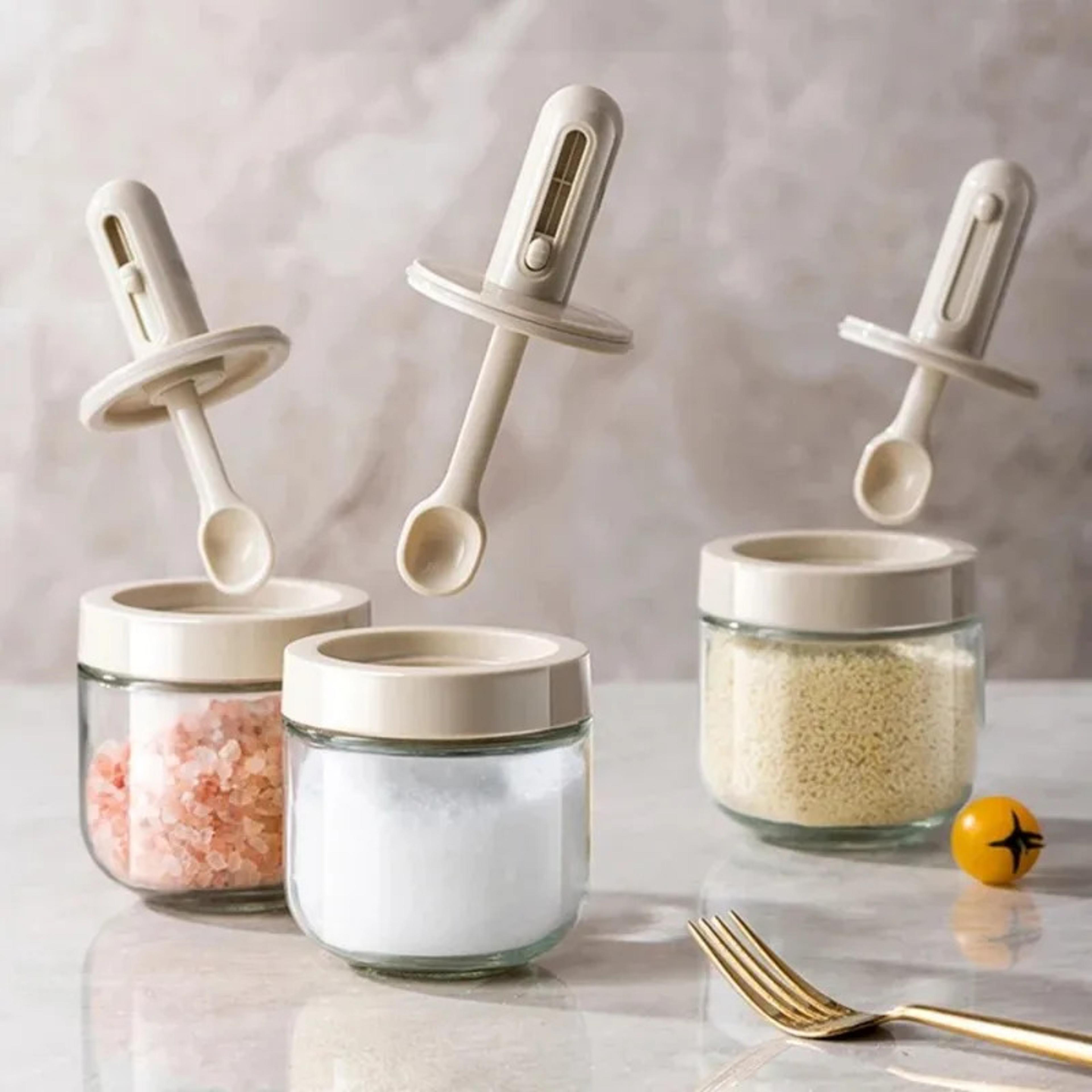 glass seasoning bottles with telescopic spoons, leak-proof salt storage jars for kitchen spices