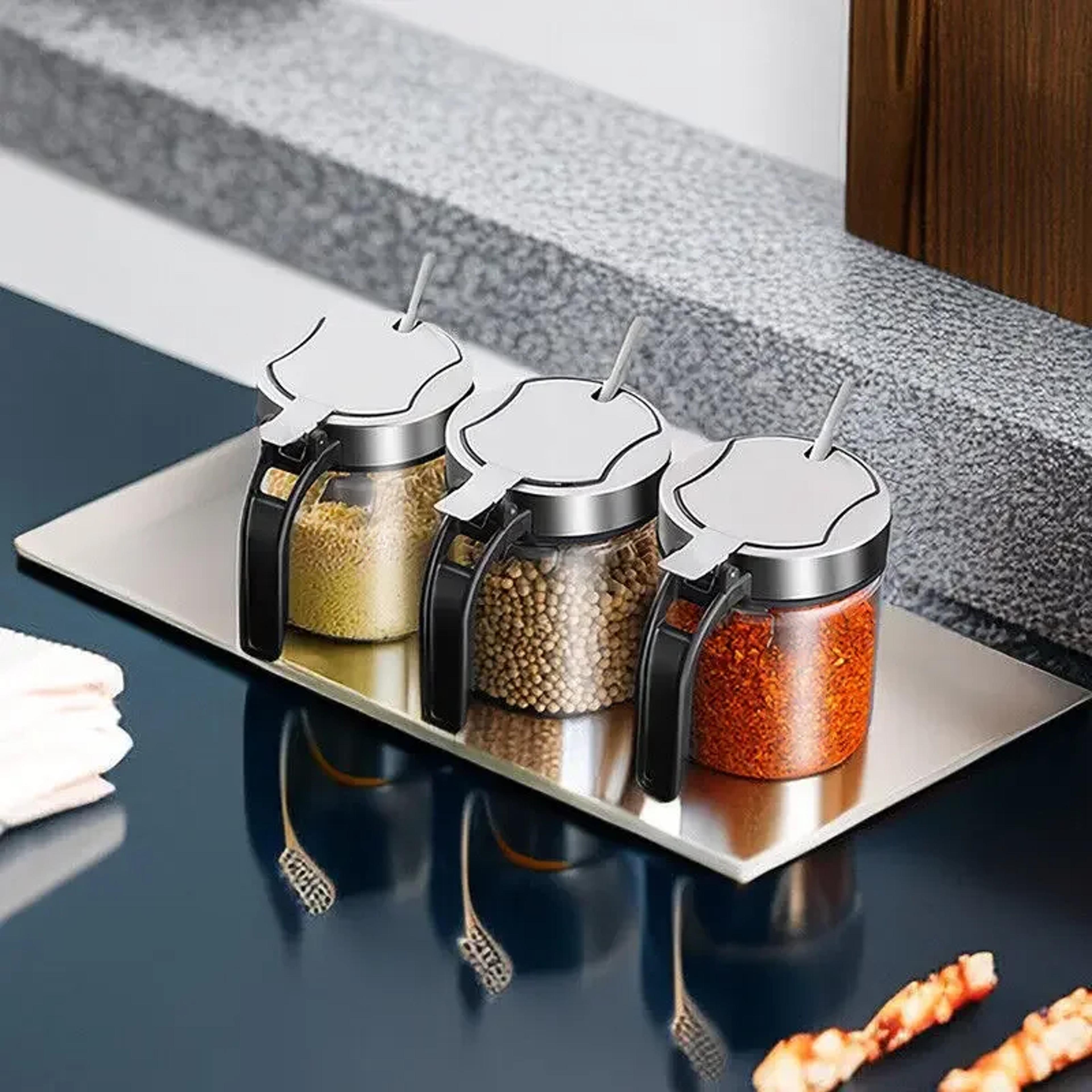 spices glass seasoning jar with spoon, sugar salt shaker, pepper seasoning container
