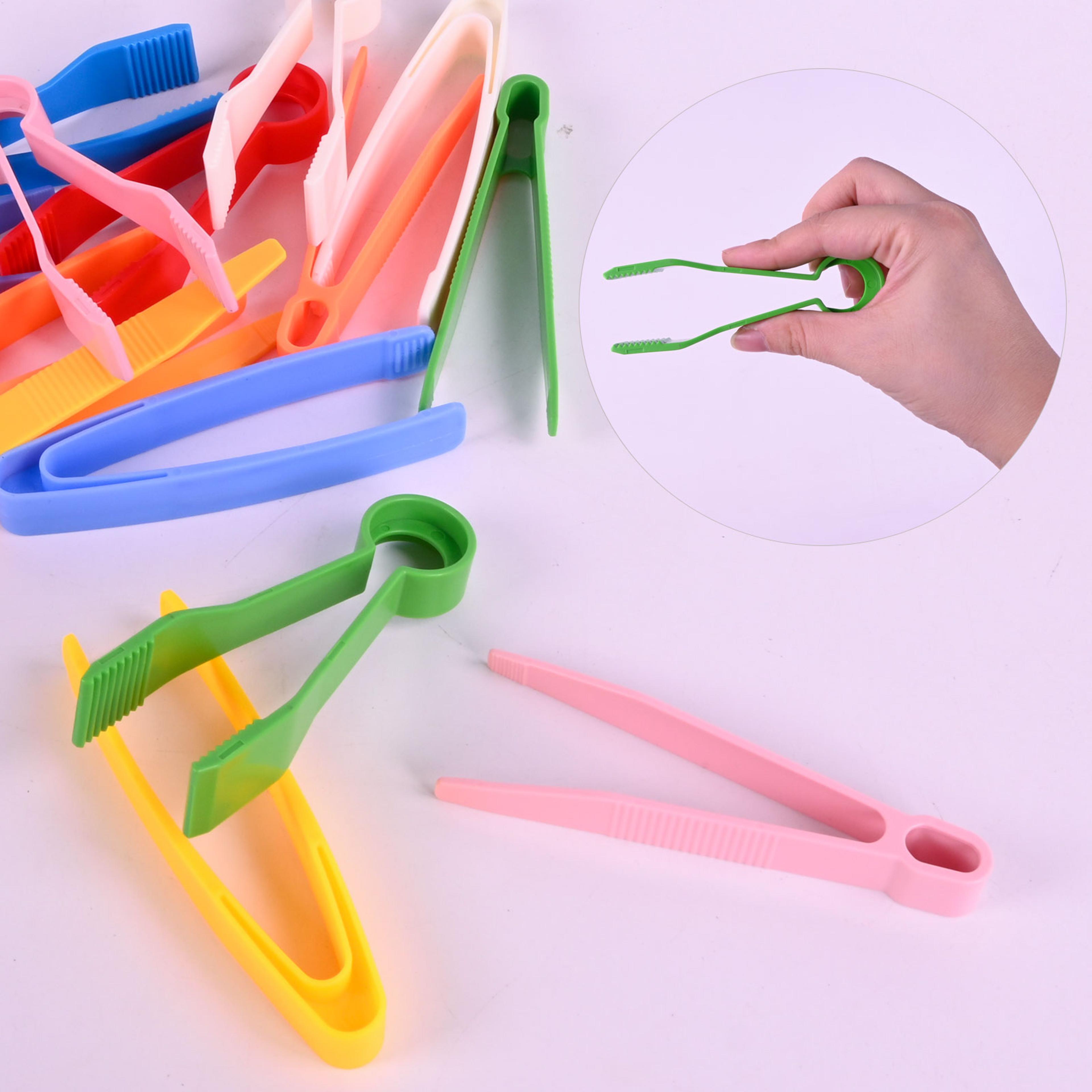 fine motor skills and learning toys, children's colored plastic tweezers for sorting play, mixed with multiple colors