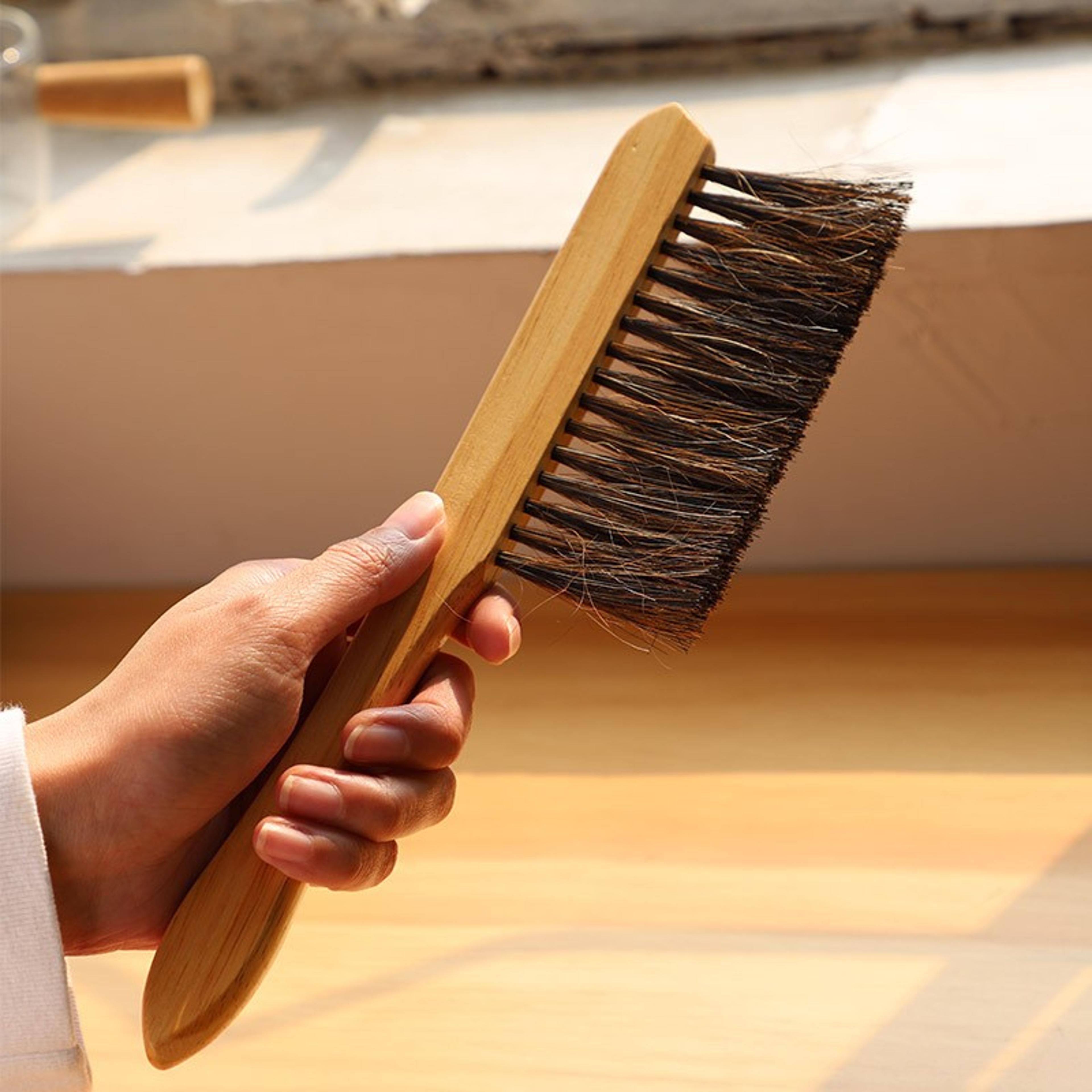 sweep horse tail hair brush wood, new beekeeping equipment wasp bee, high quality honey brush, beekeeping tools sweep