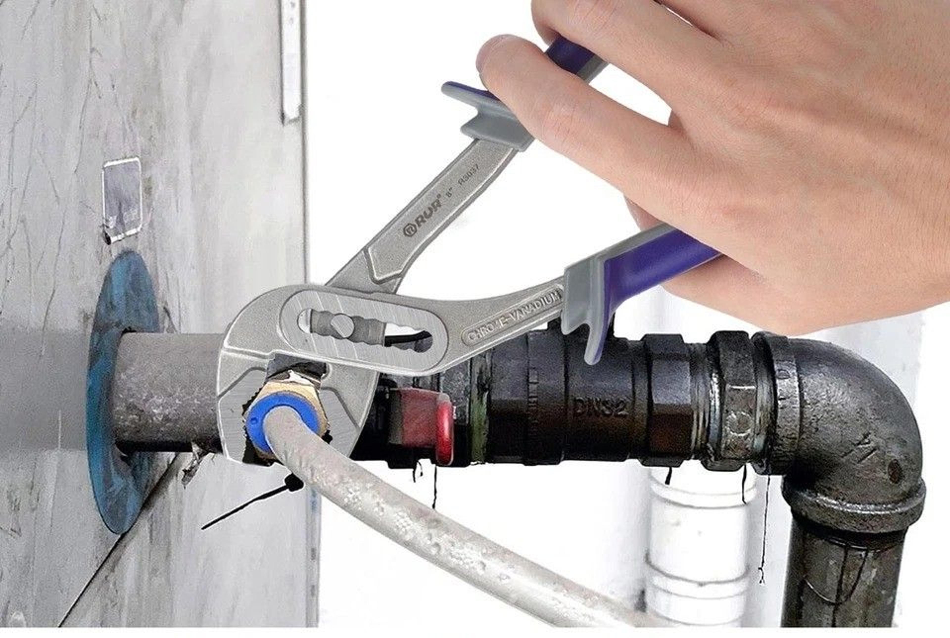 heavy-duty adjustable water pump pliers, v jaw tongue groove pliers,professional plumbing tools