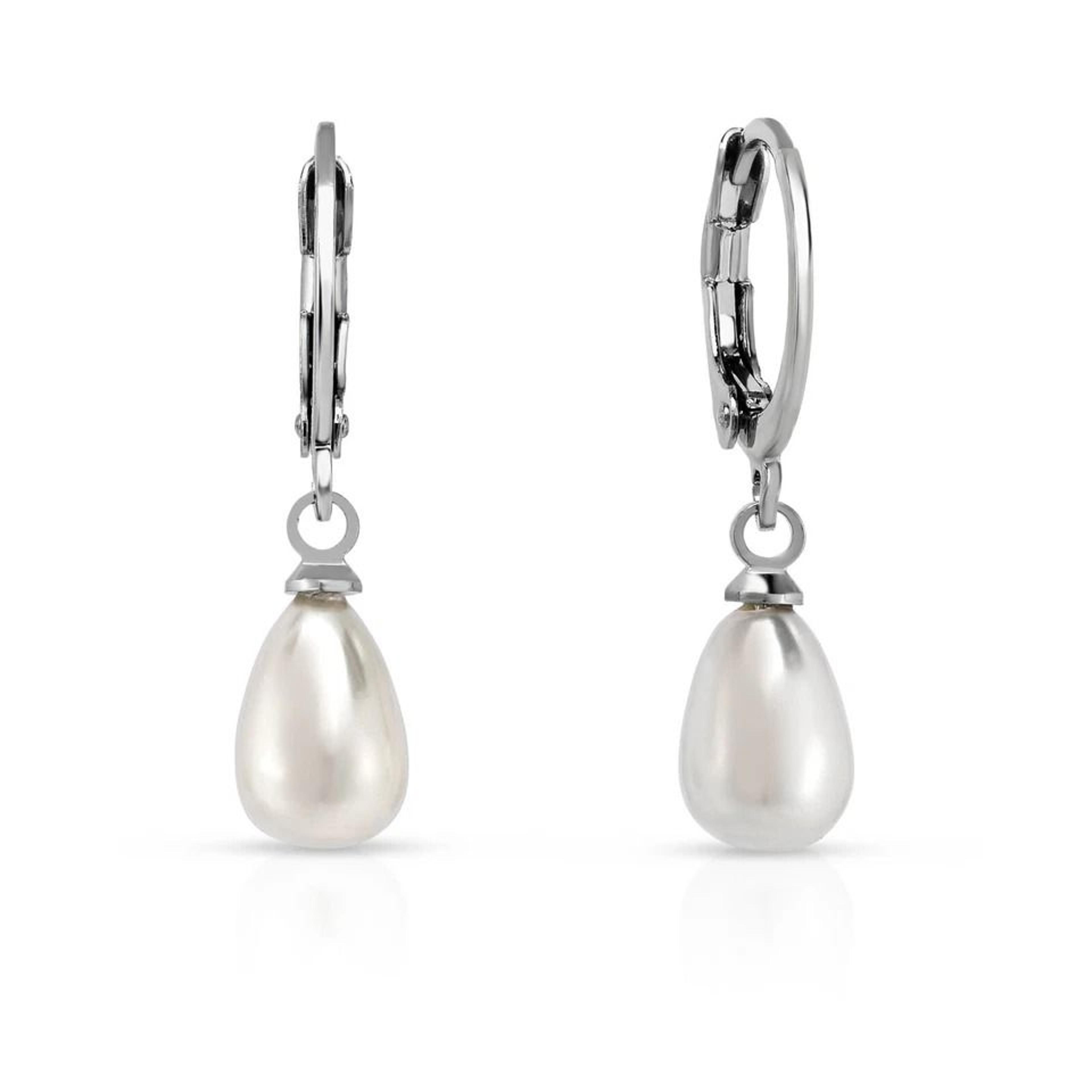 freshwater pearls earrings, sterling silver drop hook lever back