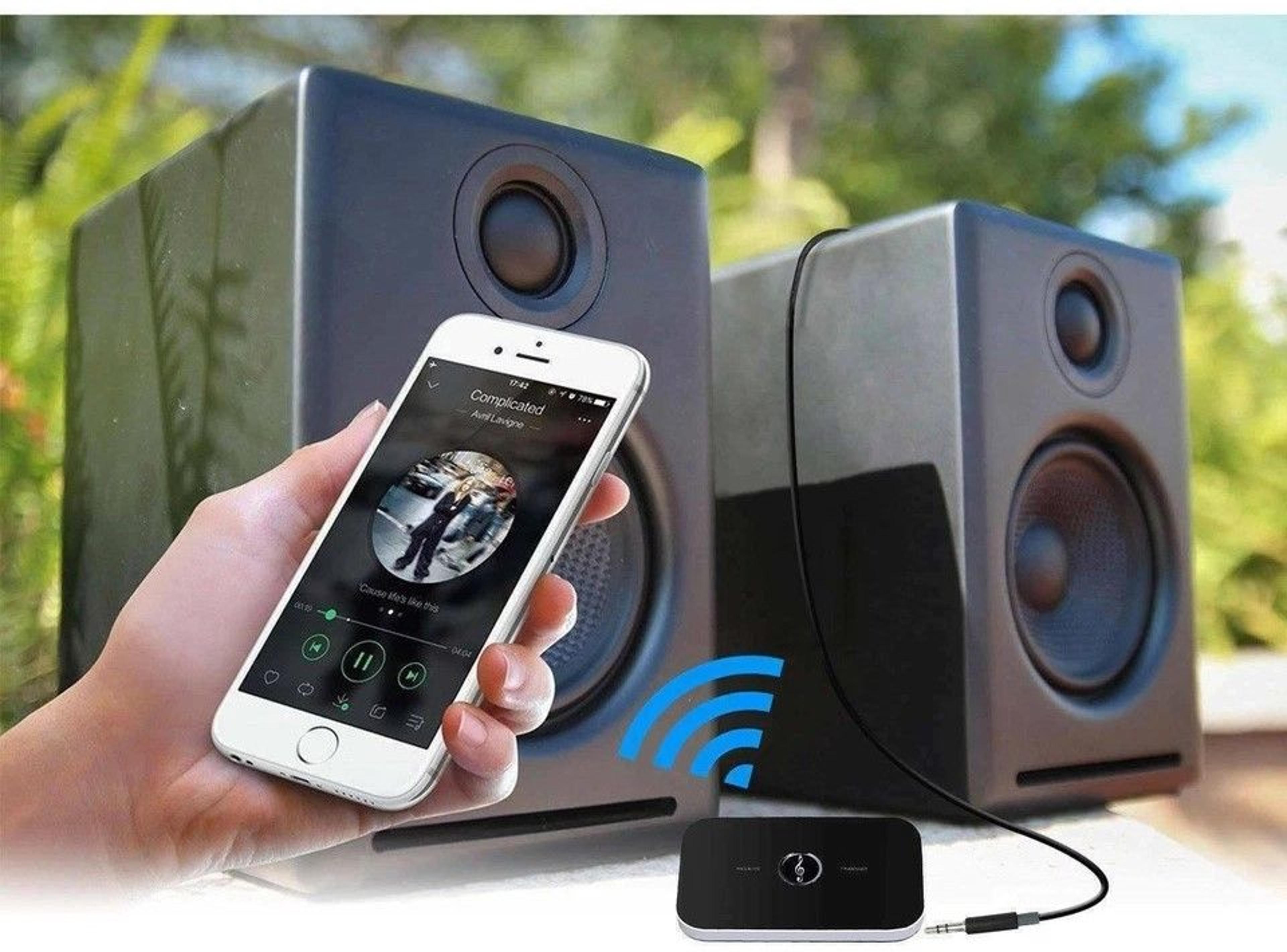 bluetooth transmitter receiver wireless audio adapter with aux jack for streaming music