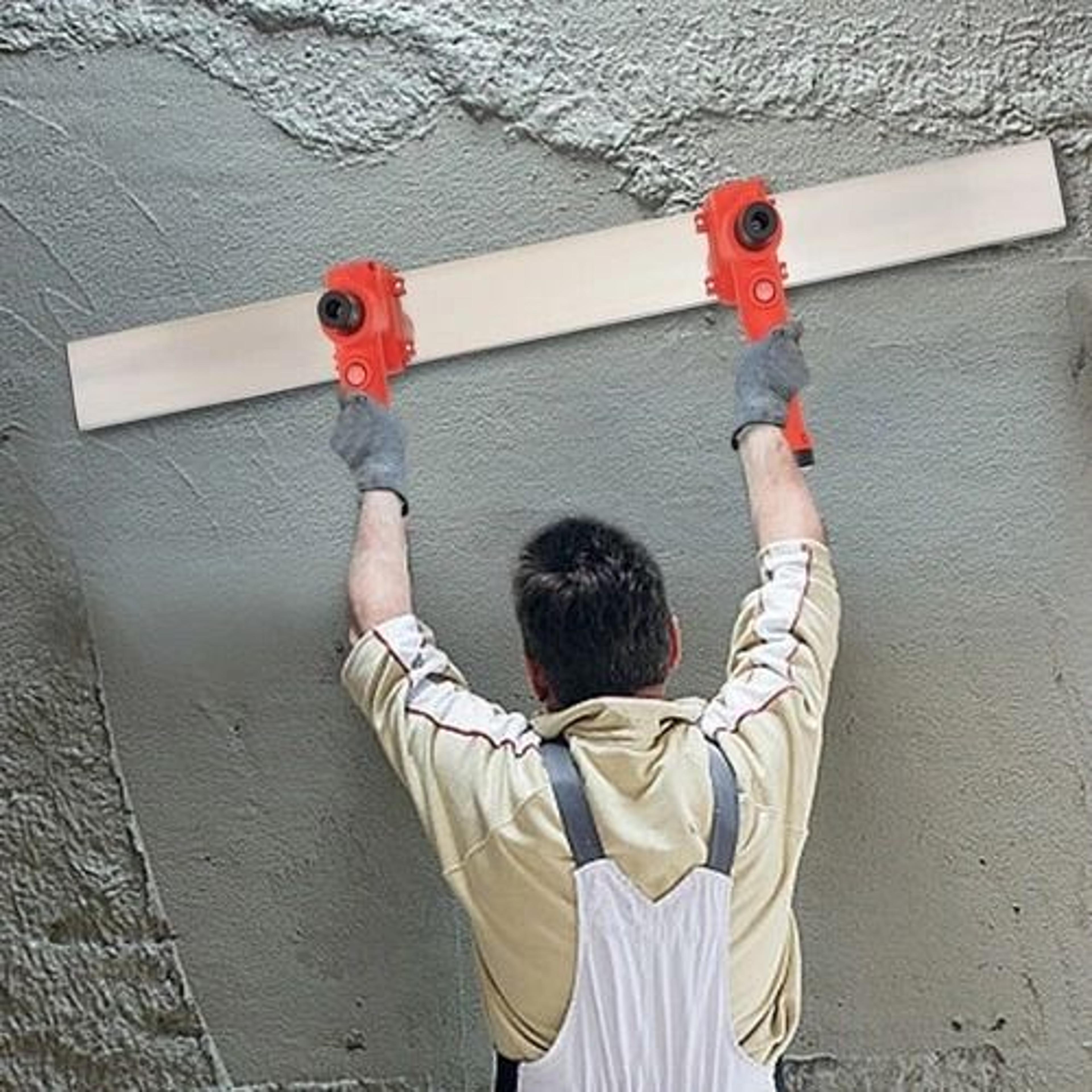 vibratory power screed concrete finishing tool for smooth level slabs
