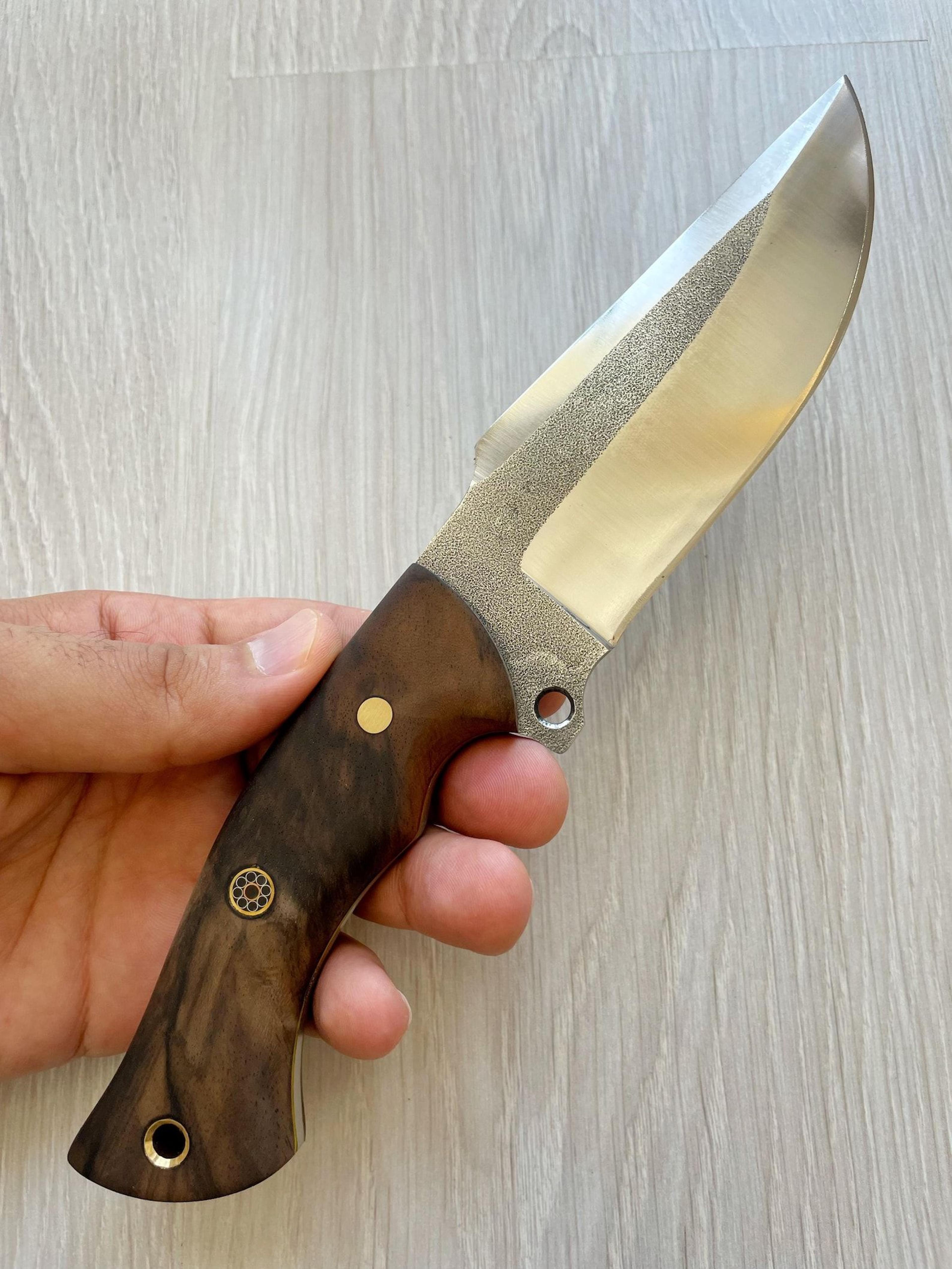 handmade n690 steel hunting knife – walnut wood heavy duty outdoor blade