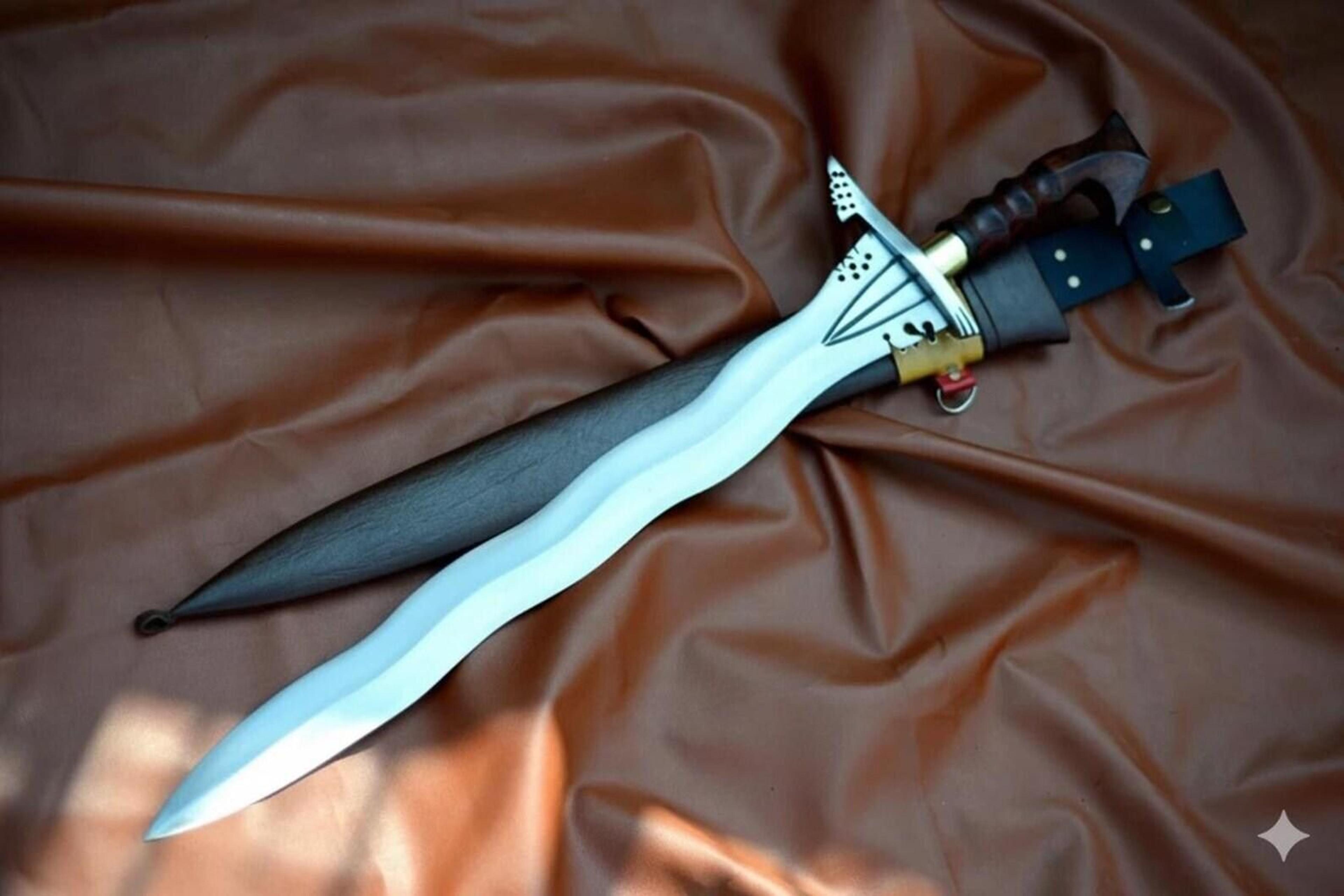 handcrafted kris sword-flam custom tactical sword for hunting, camping, and medieval enthusiasts