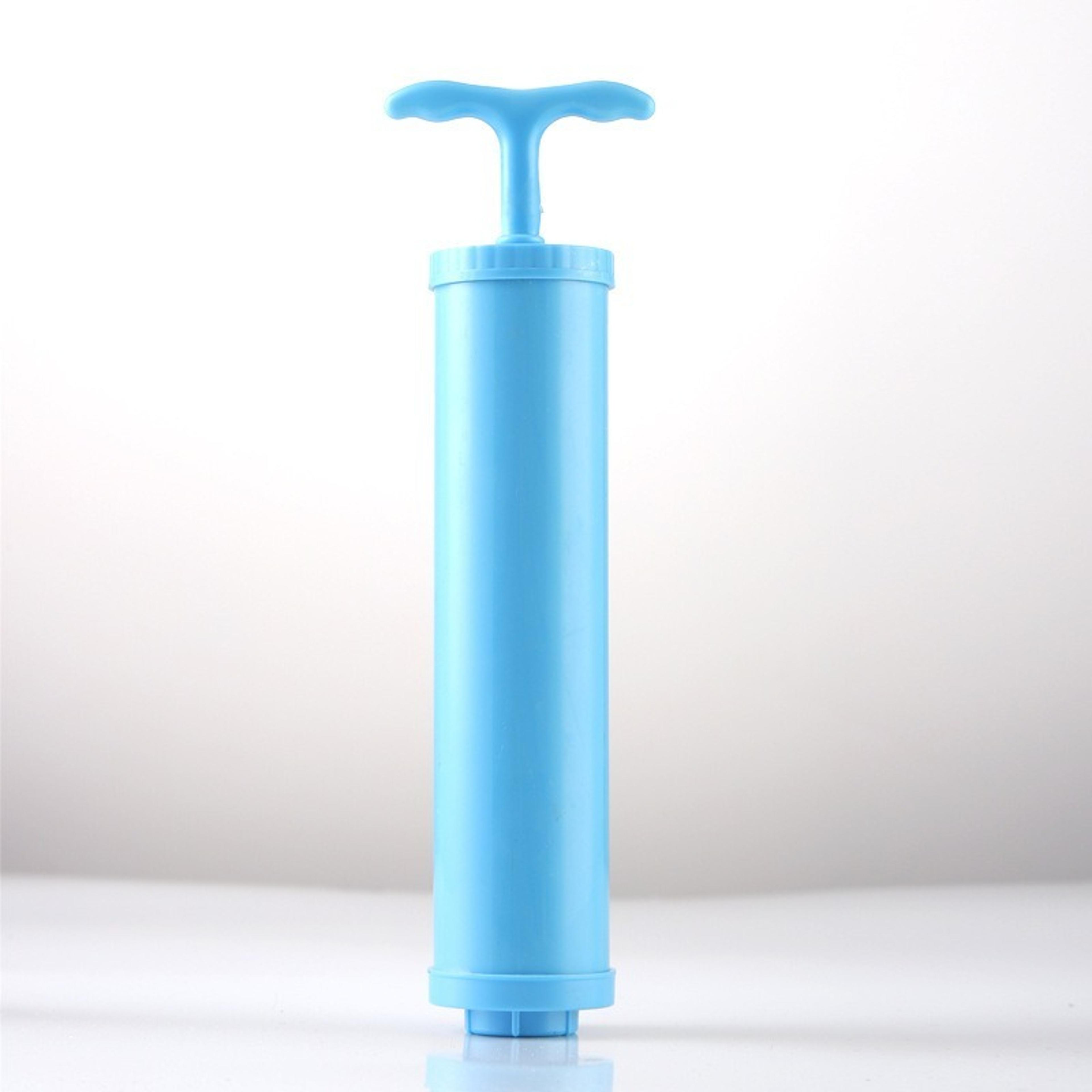 vacuum storage bag with manual air pump - space-saving clothes storage