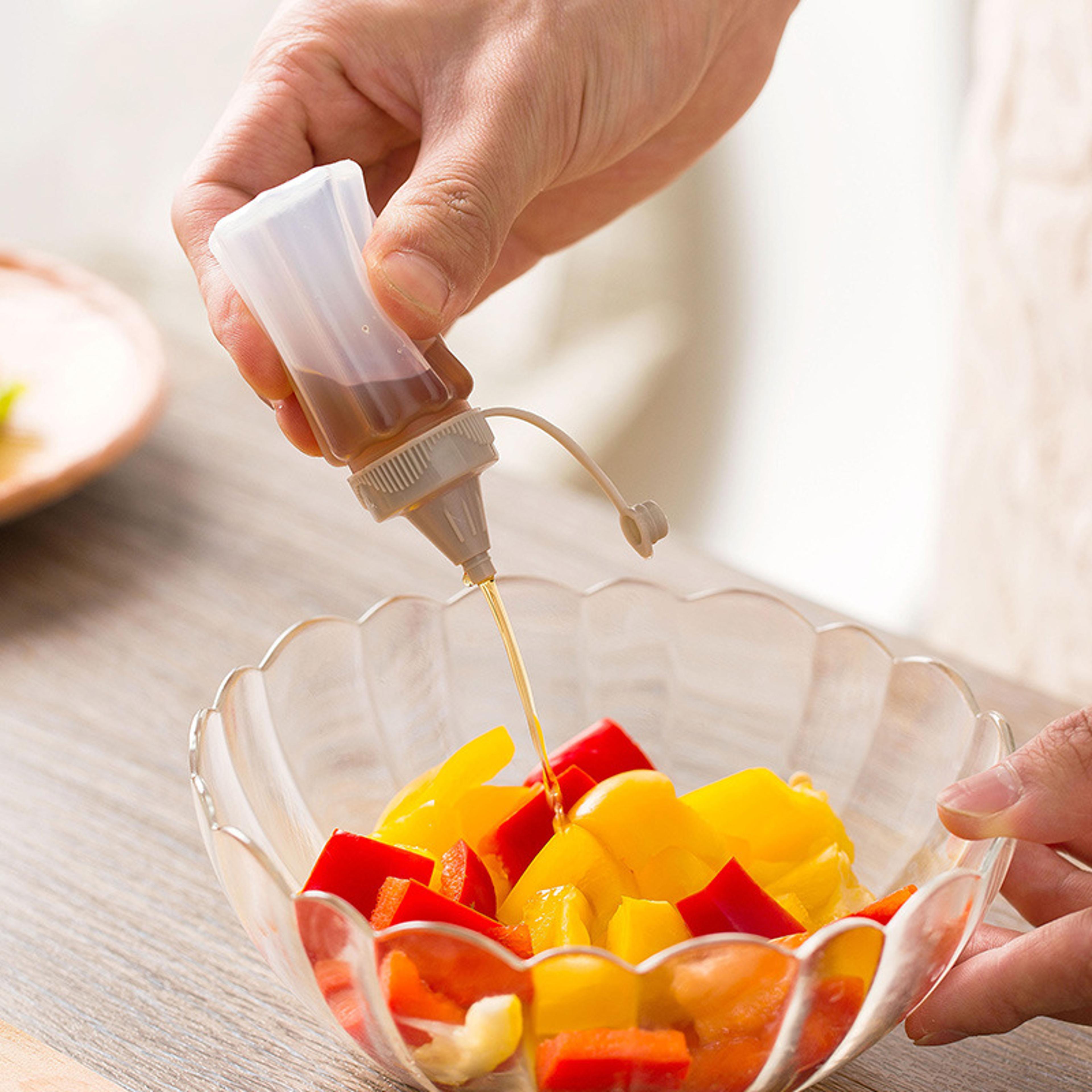 portable mini condiment squeeze bottles set of 4 for bbq, picnic & travel