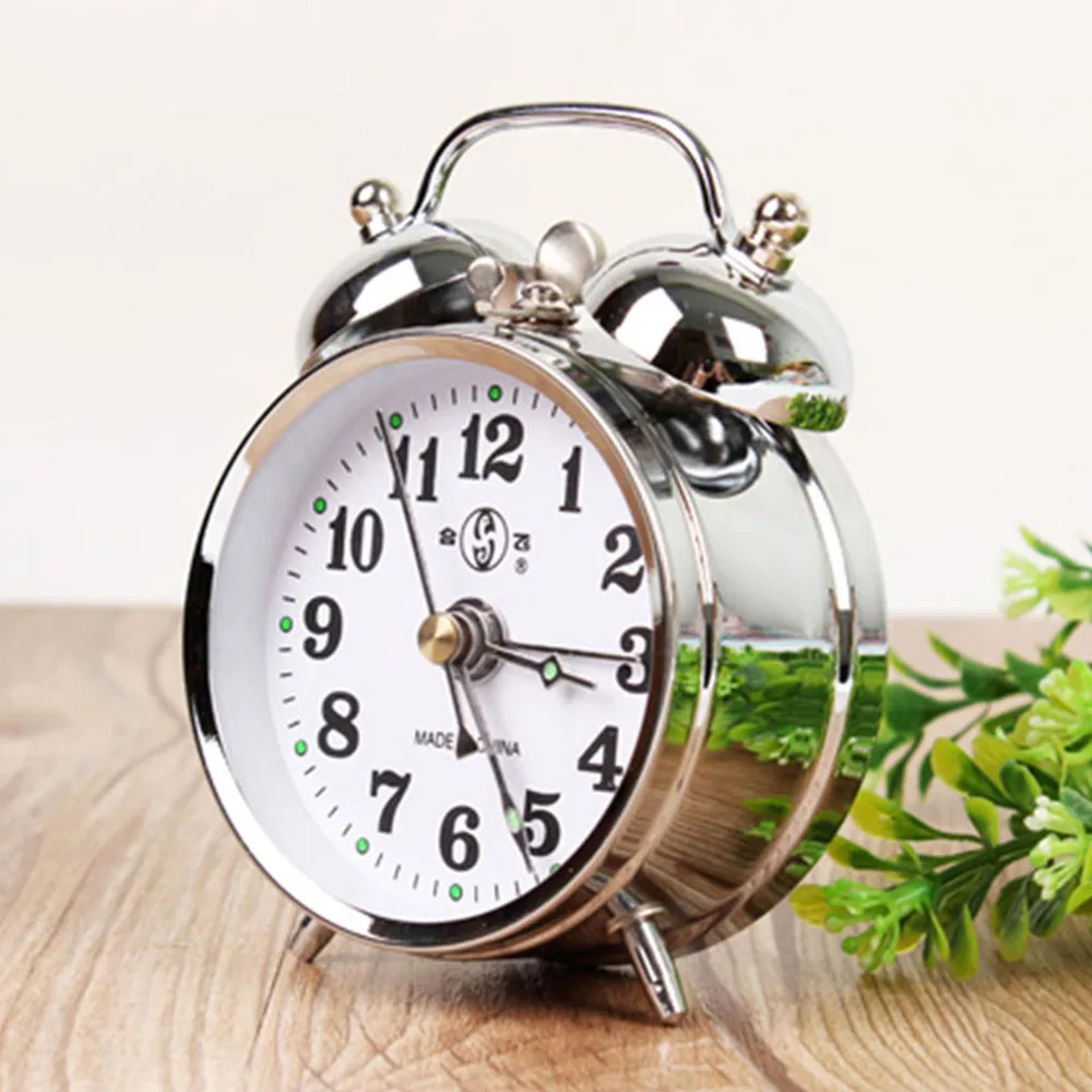 vintage mechanical alarm clock manual wind up retro metal desk clock with snooze