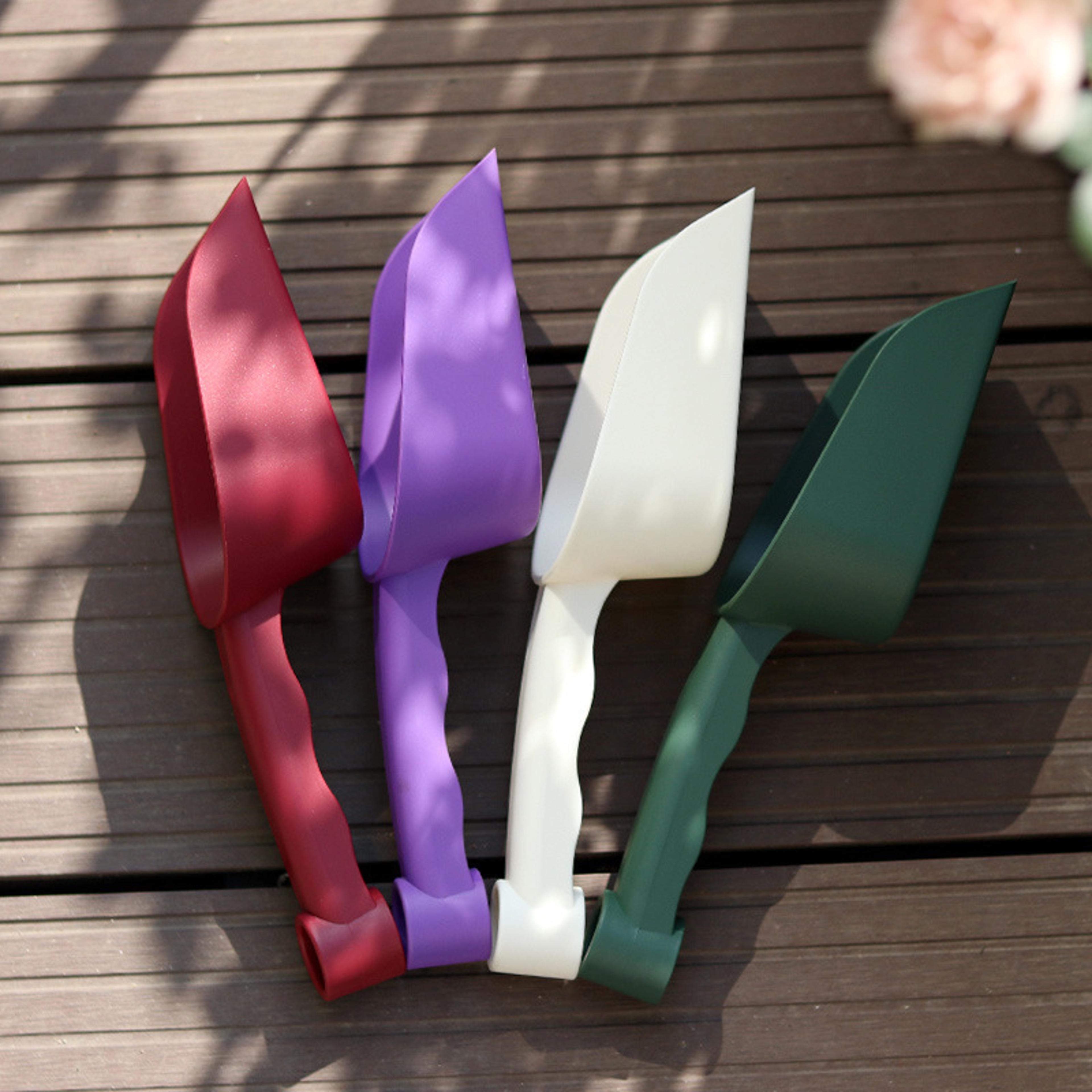 multi function garden scoop for potting soil compost and repotting