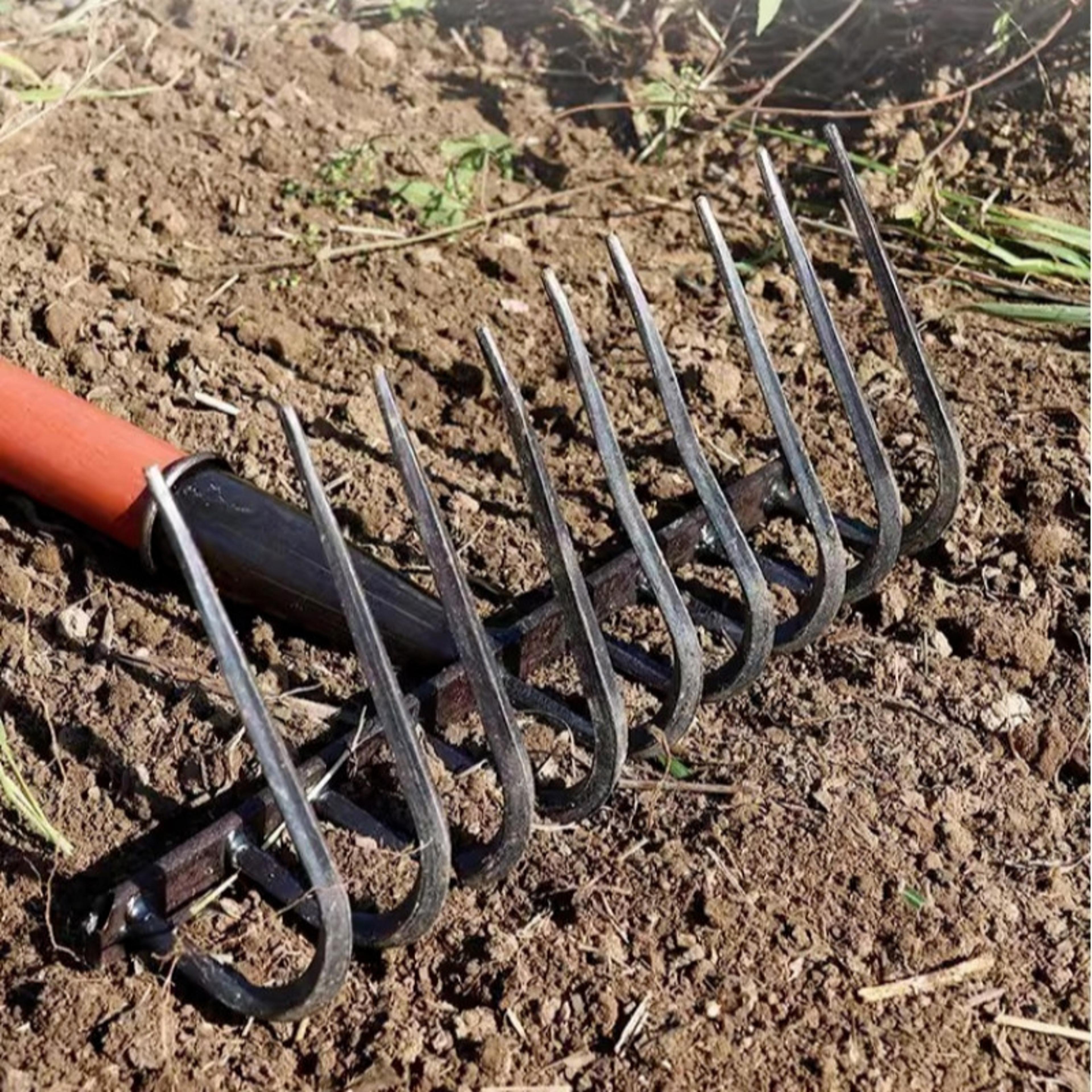 heavy duty tooth manganese steel garden rake for weeding and soil cultivation
