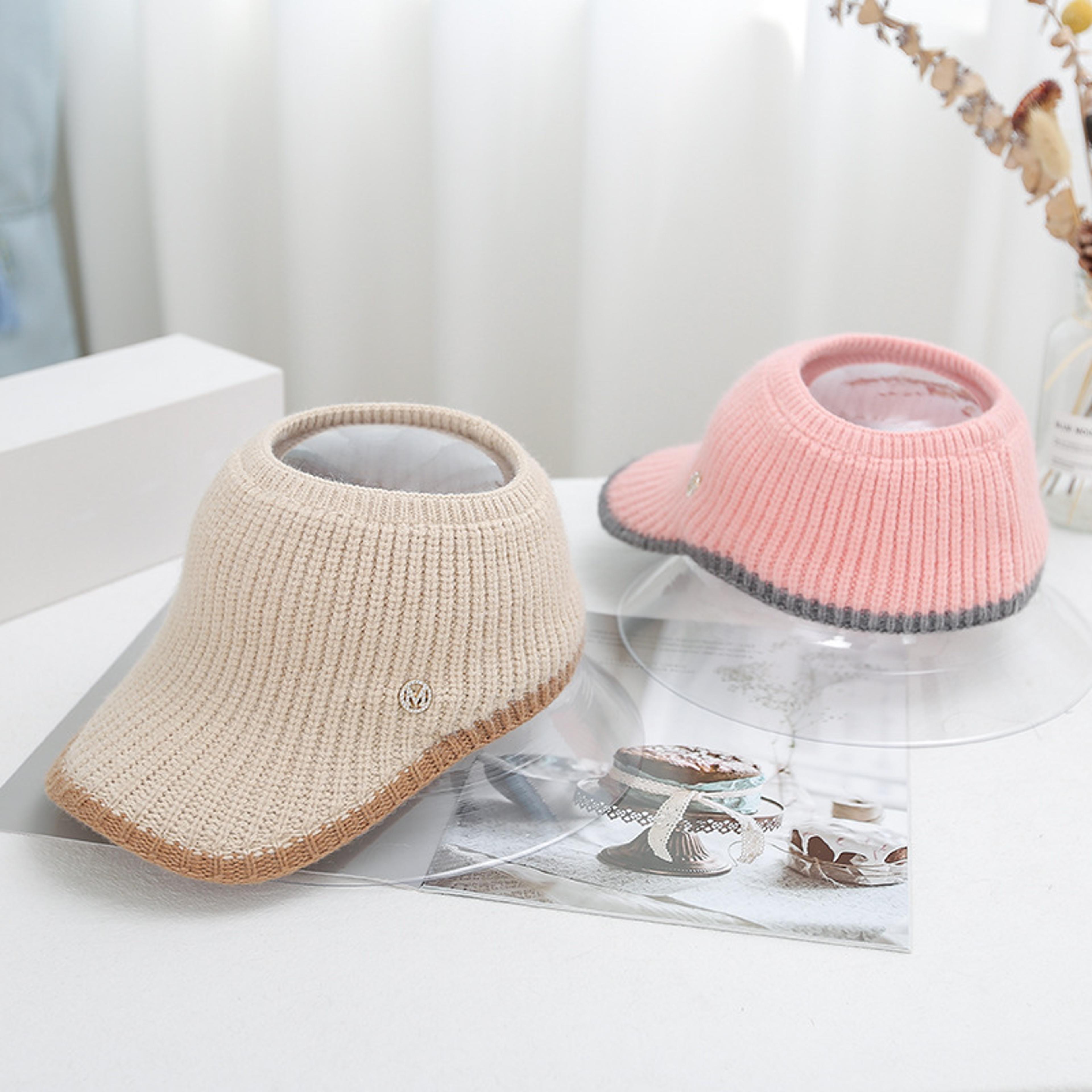 women's winter ponytail beanie warm knit messy bun hat