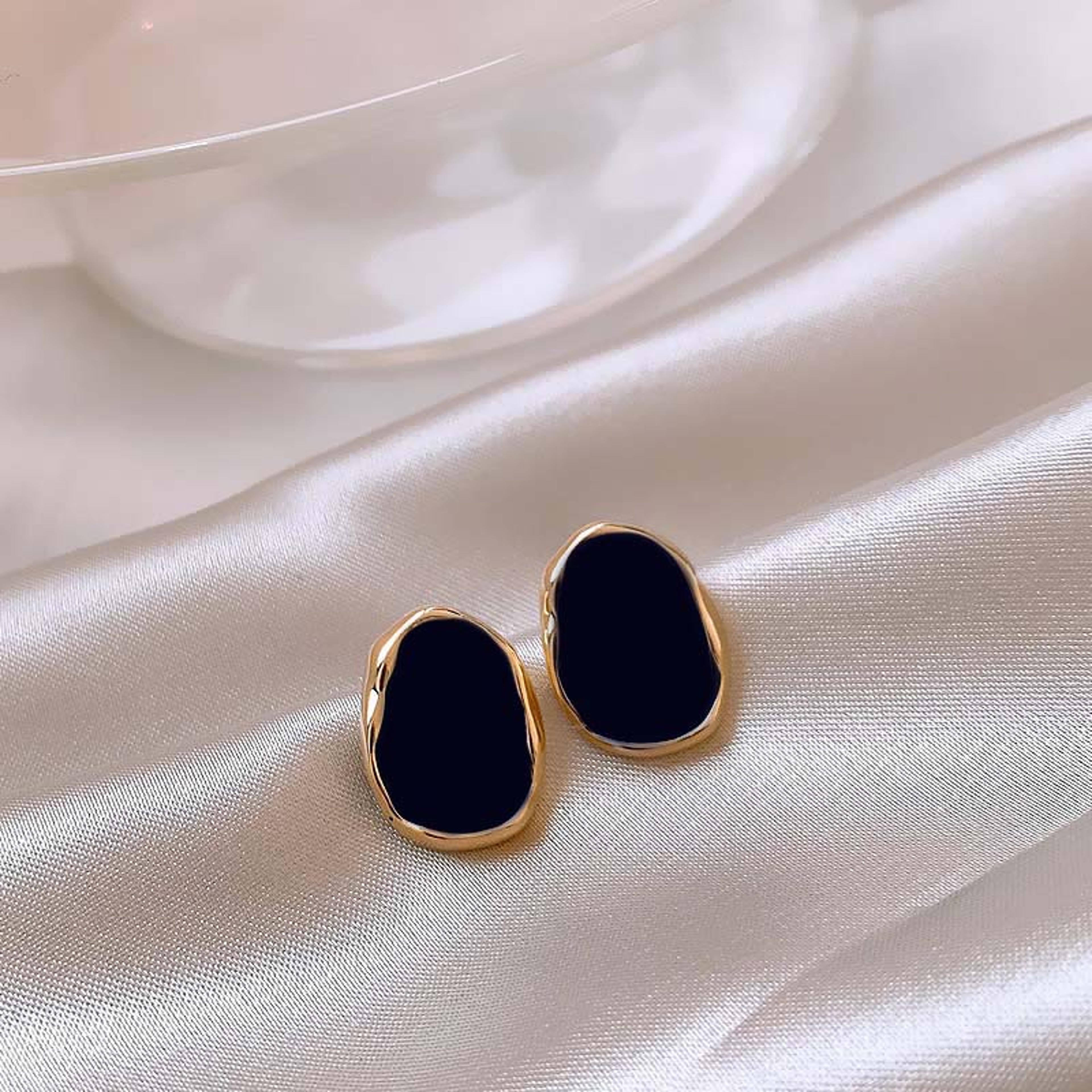 vintage wine red geometric bean stud earrings for women